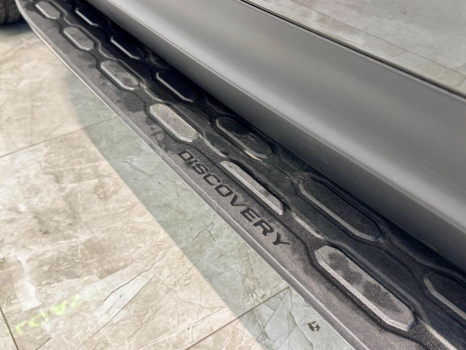 Used Land Rover Discovery 2017 for sale - 77915705: Photo 85