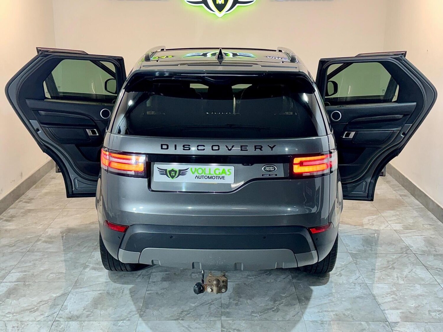 Used Land Rover Discovery 2017 for sale - 77915705: Photo 97