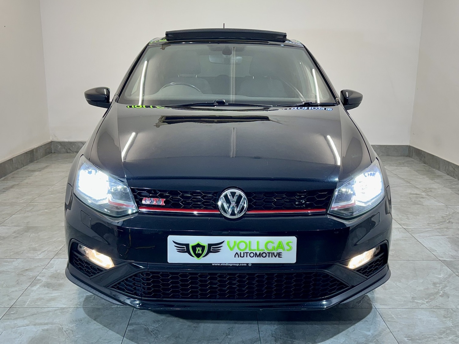 Used Volkswagen Polo 2017 for sale - 77296850: Photo 2