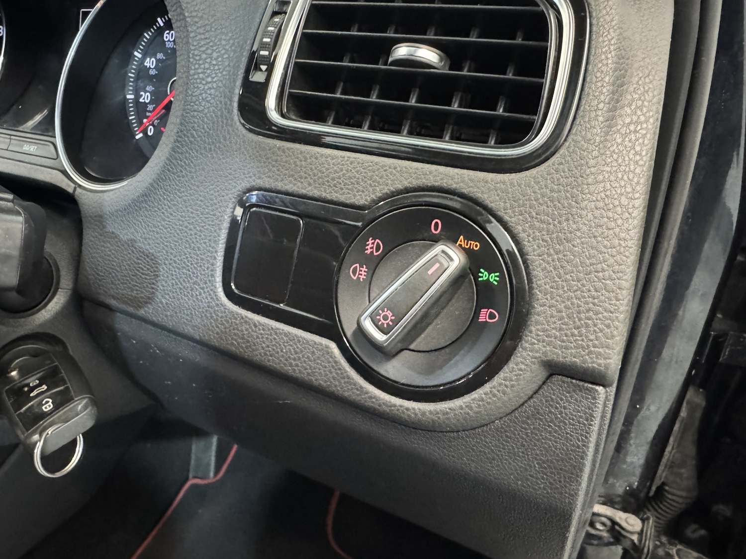 Used Volkswagen Polo 2017 for sale - 77296850: Photo 22