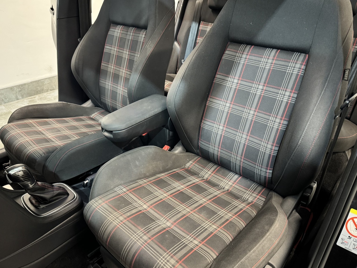 Used Volkswagen Polo 2017 for sale - 77296850: Photo 31