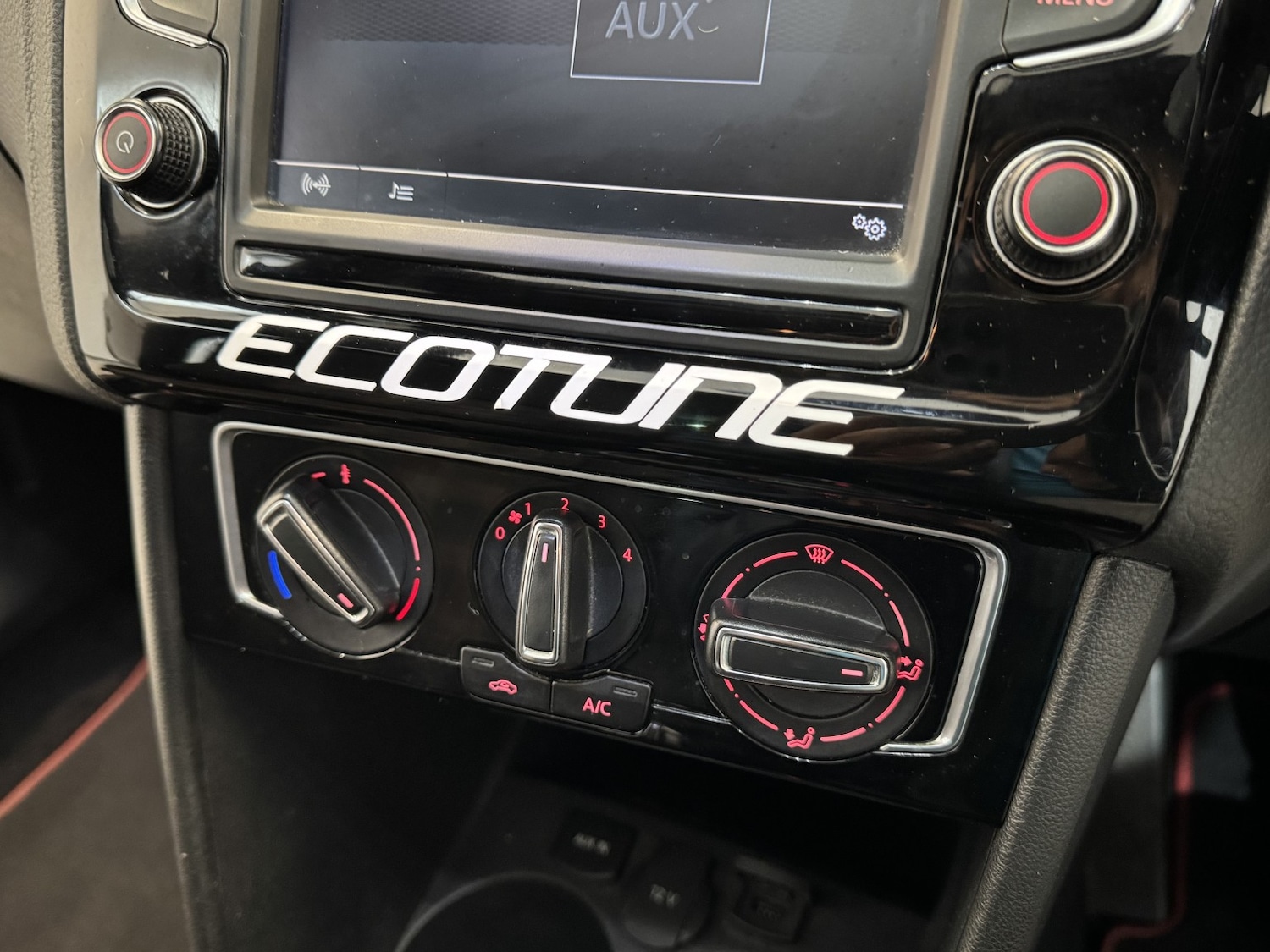 Used Volkswagen Polo 2017 for sale - 77296850: Photo 33