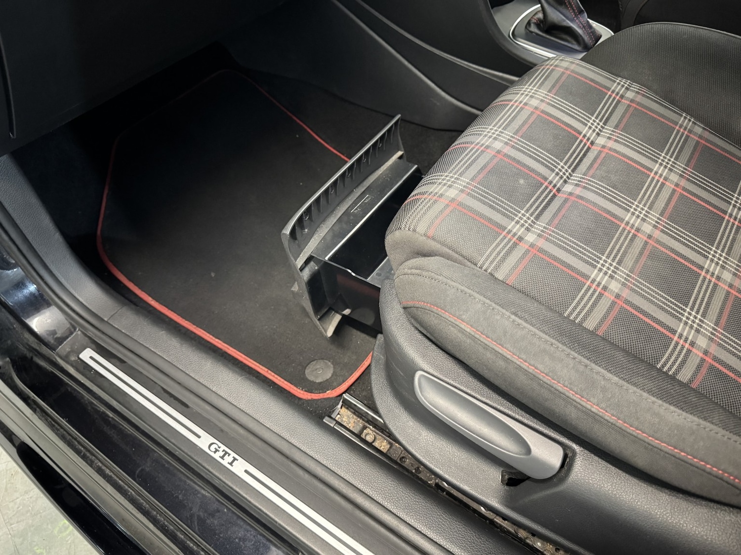 Used Volkswagen Polo 2017 for sale - 77296850: Photo 44