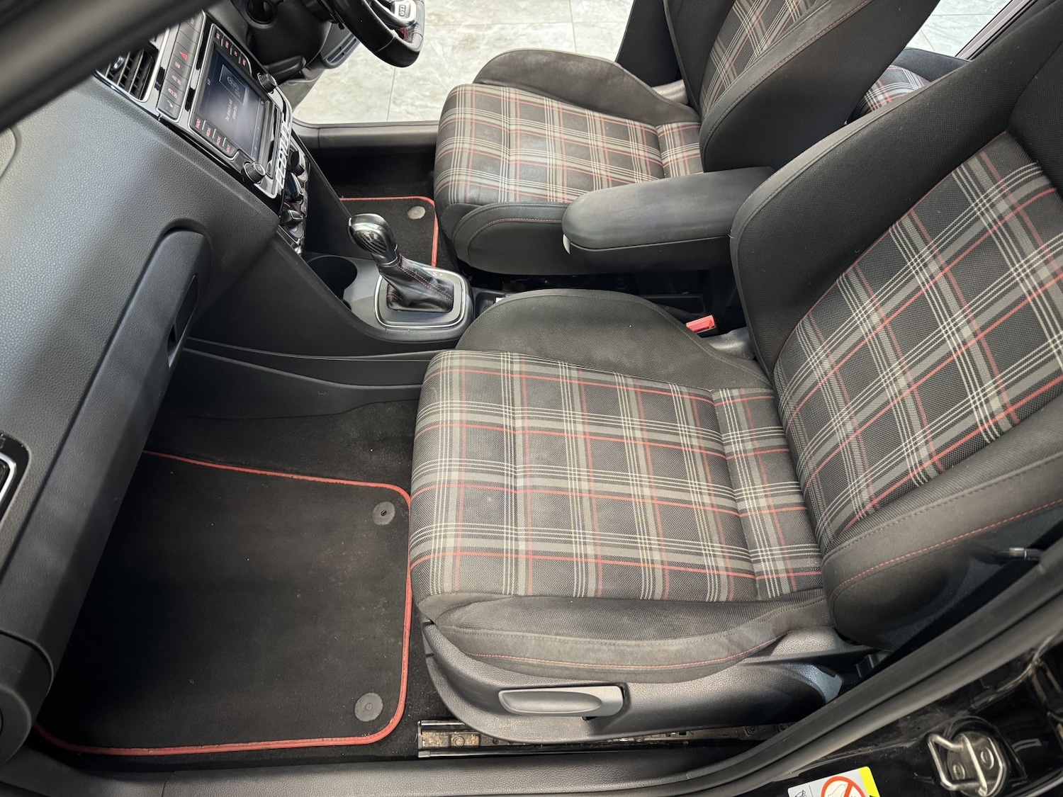 Used Volkswagen Polo 2017 for sale - 77296850: Photo 46