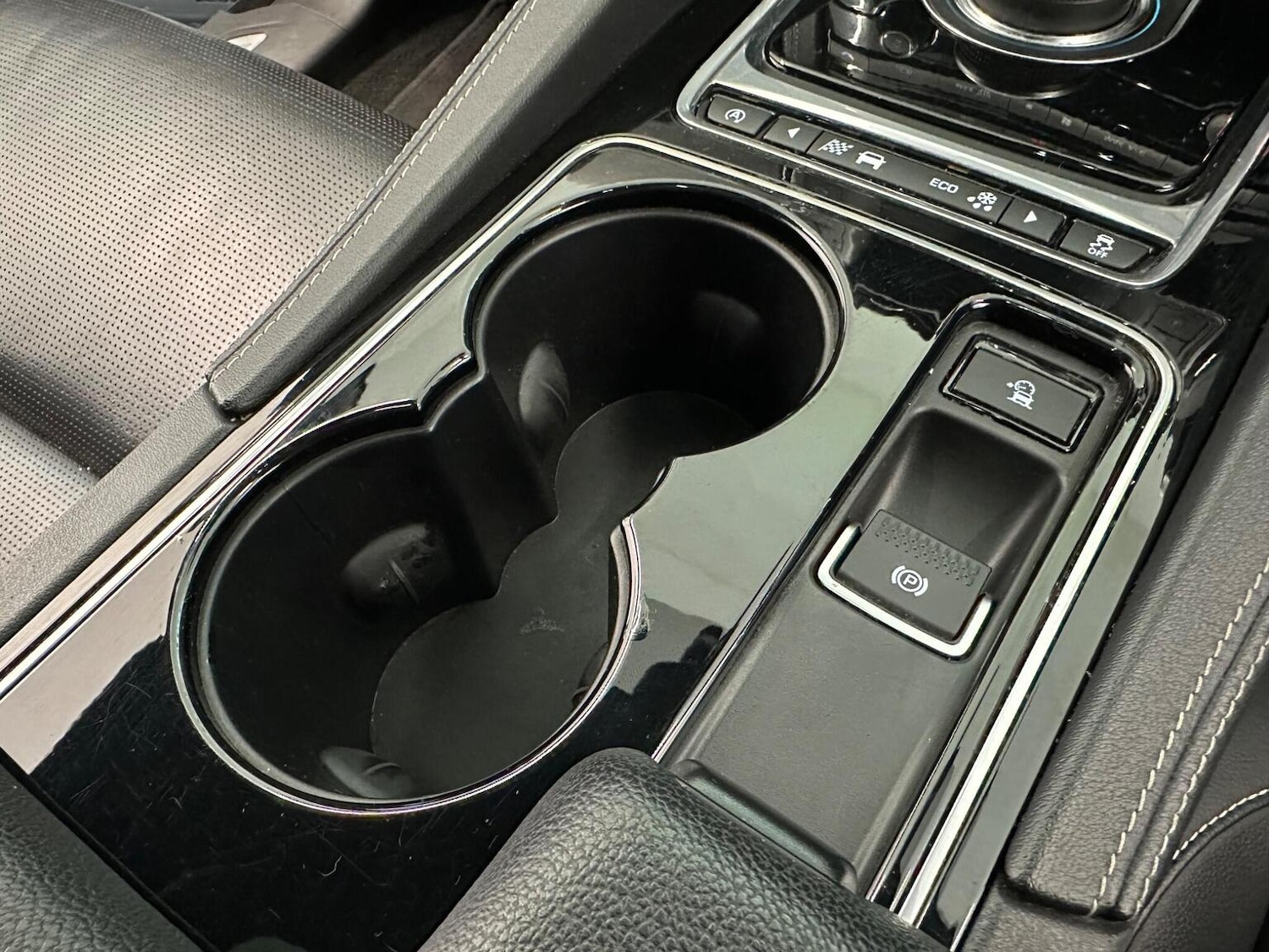 Used Jaguar F-Pace 2017 for sale - 77398332: Photo 21