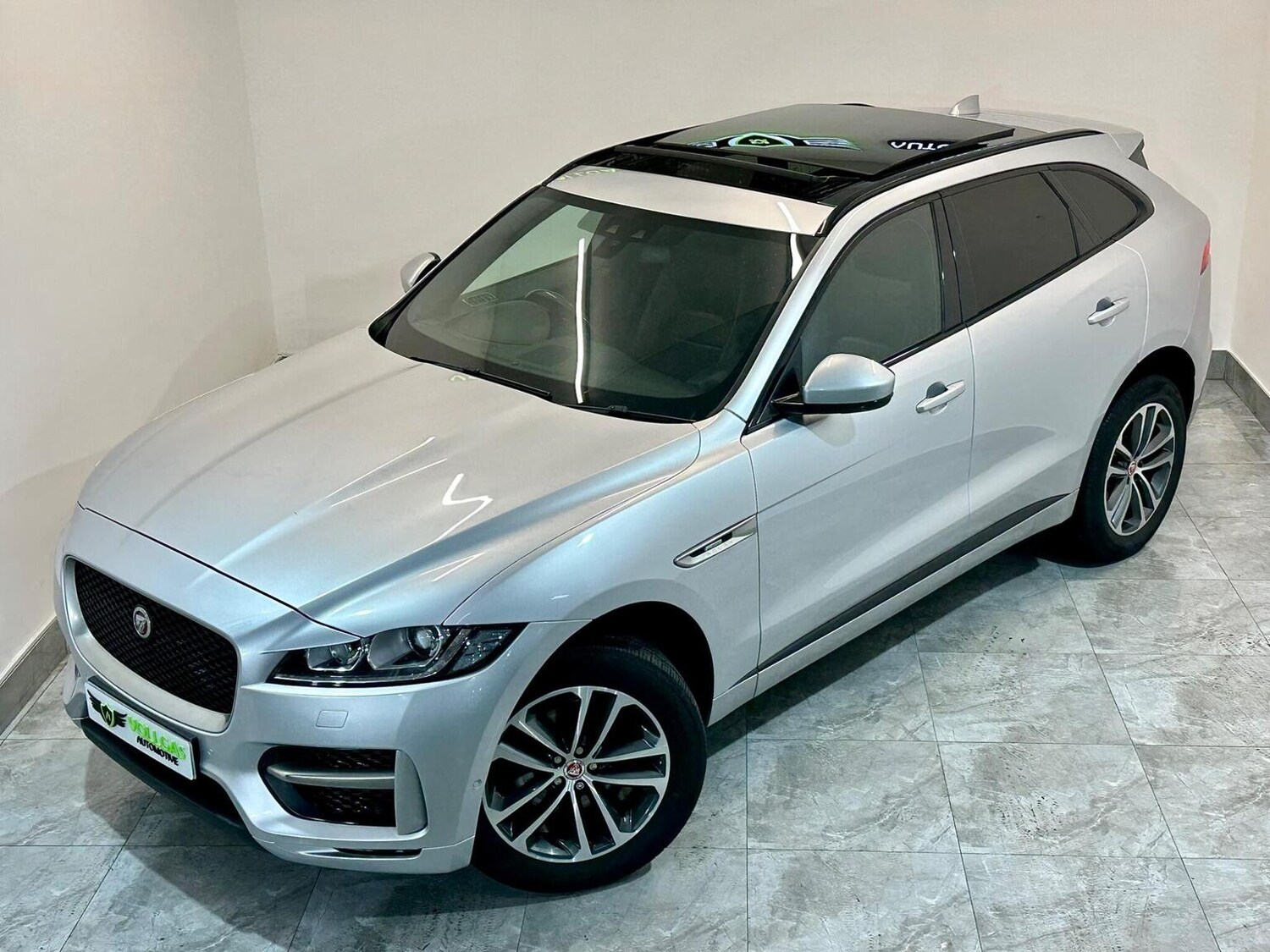 Used Jaguar F-Pace 2017 for sale - 77398332: Photo 56
