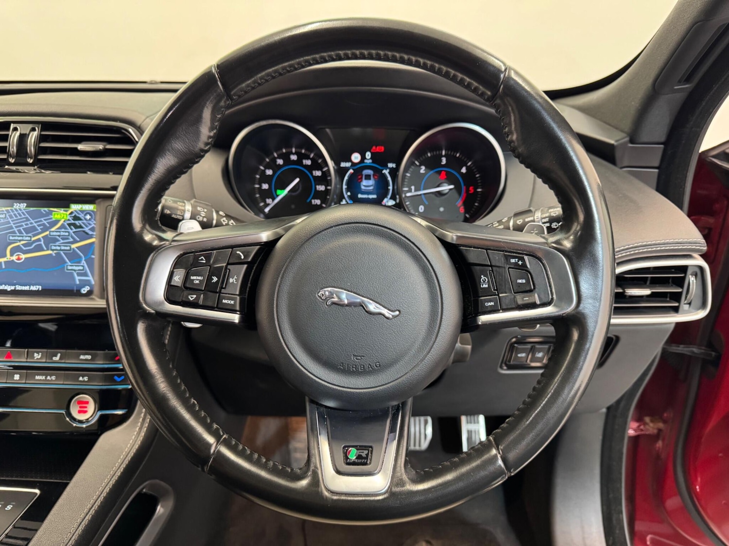 Used Jaguar F-Pace for sale - 76727526: Photo 20