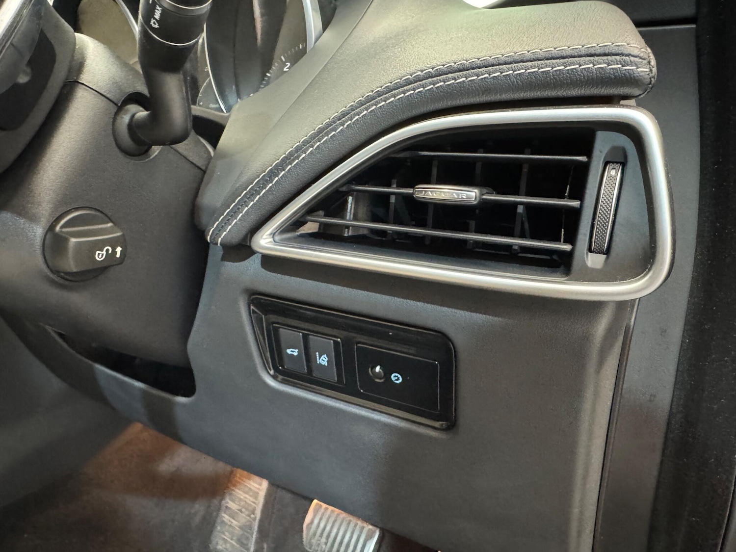 Used Jaguar F-Pace for sale - 76727526: Photo 21