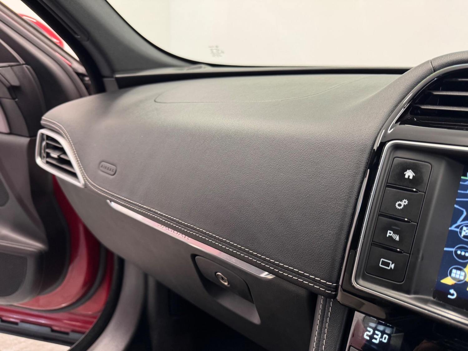 Used Jaguar F-Pace for sale - 76727526: Photo 31