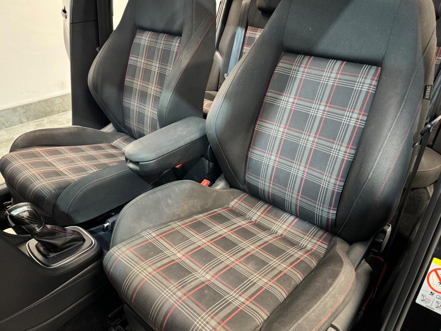 Used Volkswagen Polo 2017 for sale - 77350104: Photo 28