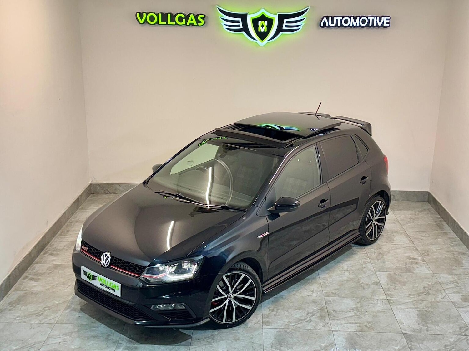 Used Volkswagen Polo 2017 for sale - 77350104: Photo 3