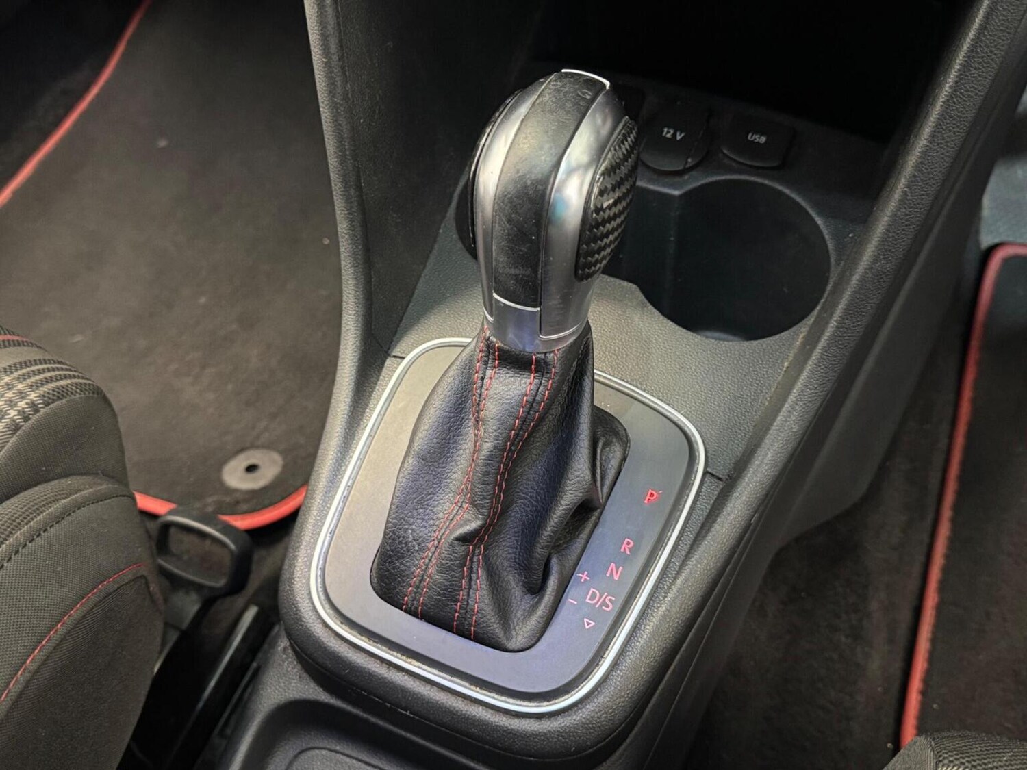 Used Volkswagen Polo 2017 for sale - 77350104: Photo 42