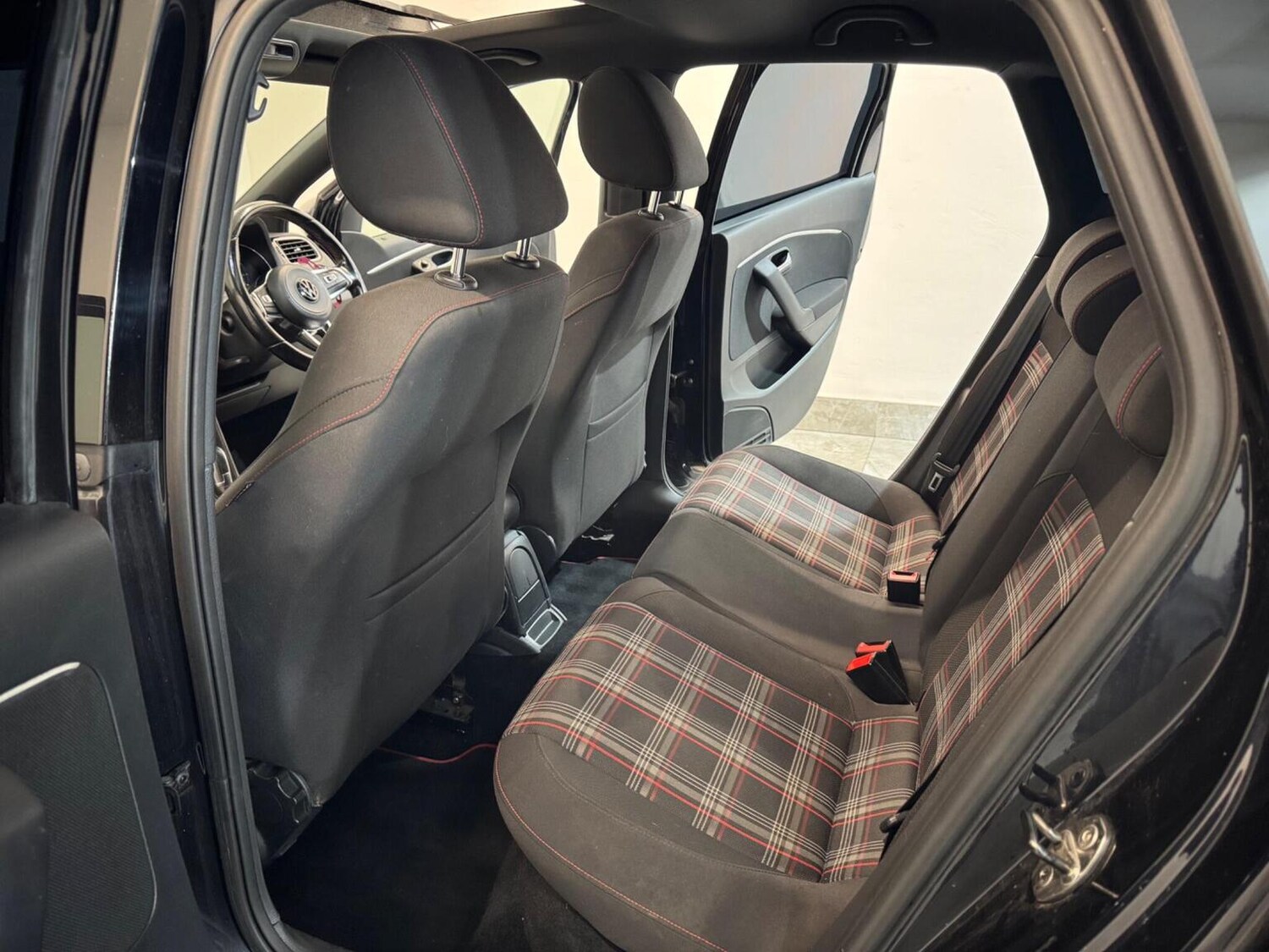 Used Volkswagen Polo 2017 for sale - 77350104: Photo 53