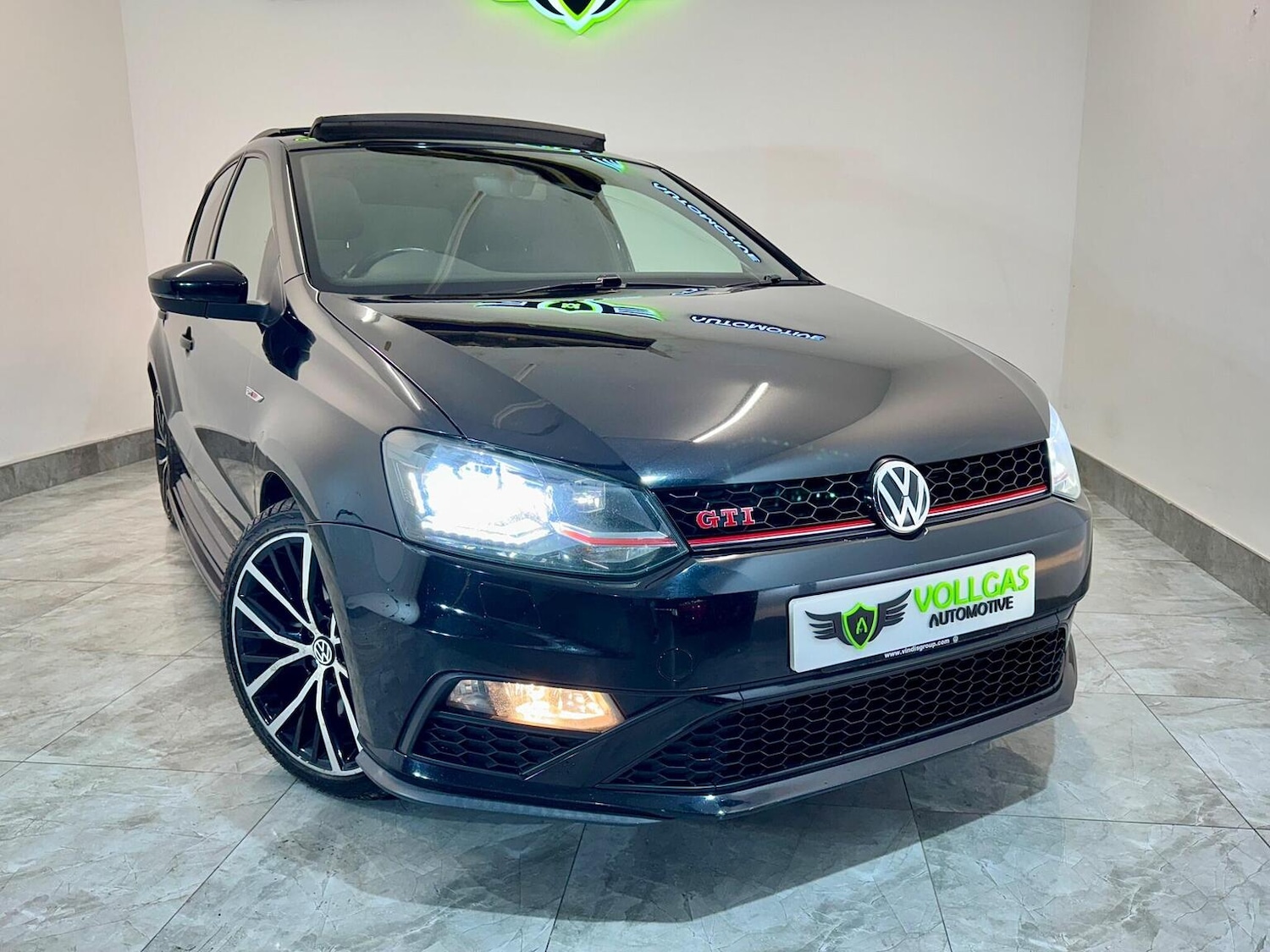 Used Volkswagen Polo 2017 for sale - 77350104: Photo 77