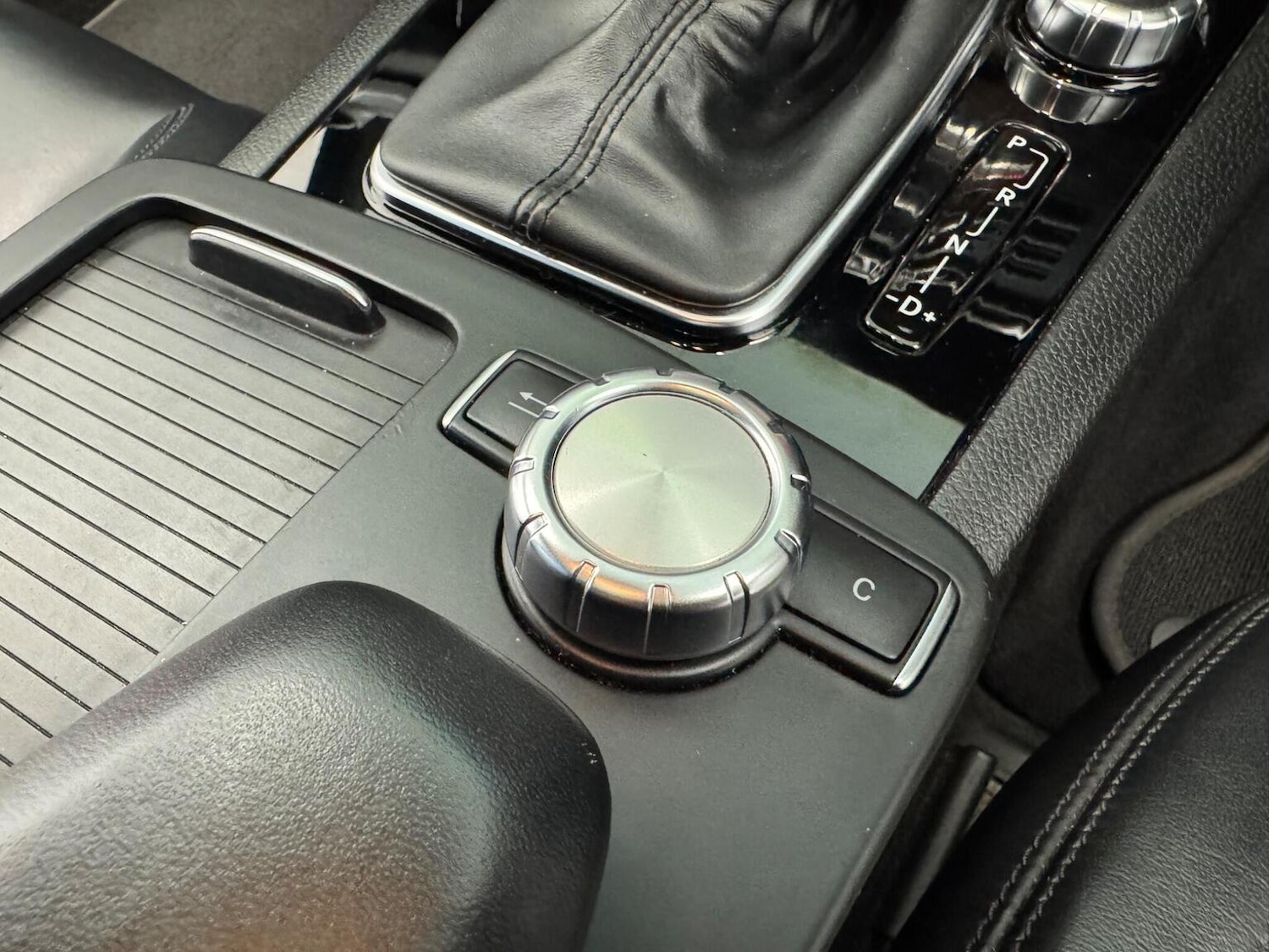 Used Mercedes-Benz C Class 2013 for sale - 77398388: Photo 46