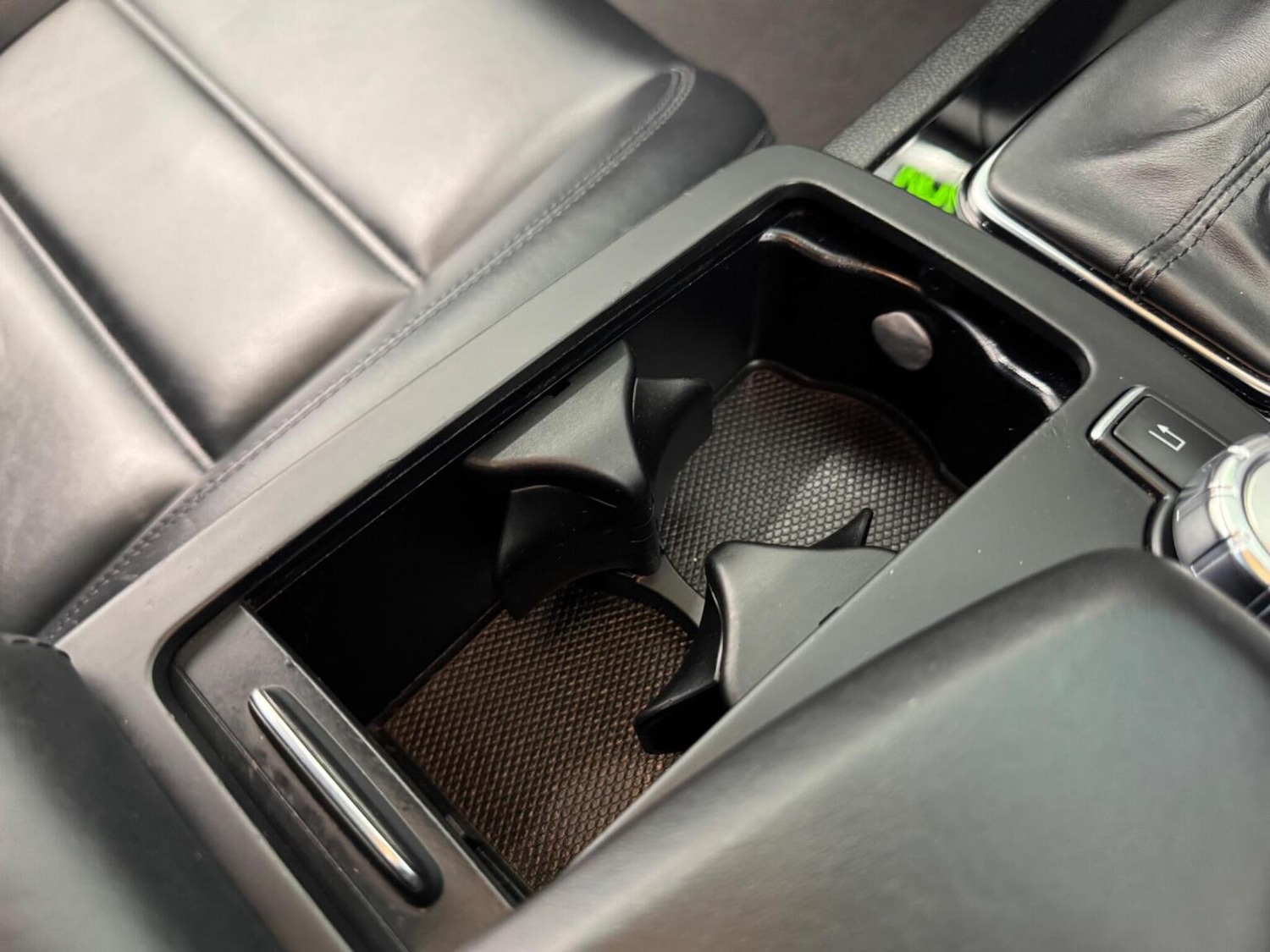 Used Mercedes-Benz C Class 2013 for sale - 77398388: Photo 47