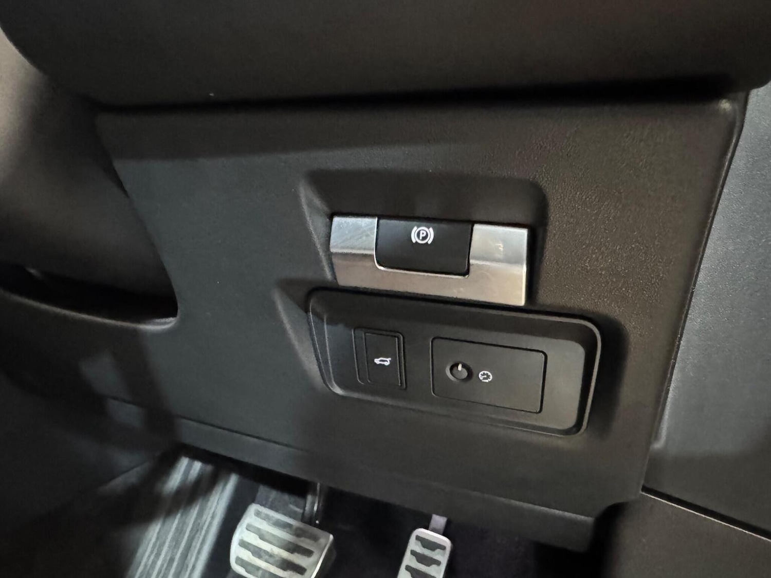 Used Land Rover Range Rover Evoque 2019 for sale - 78162178: Photo 32