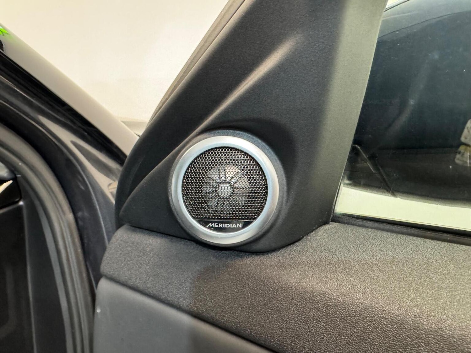 Used Land Rover Range Rover Evoque 2019 for sale - 78162178: Photo 40