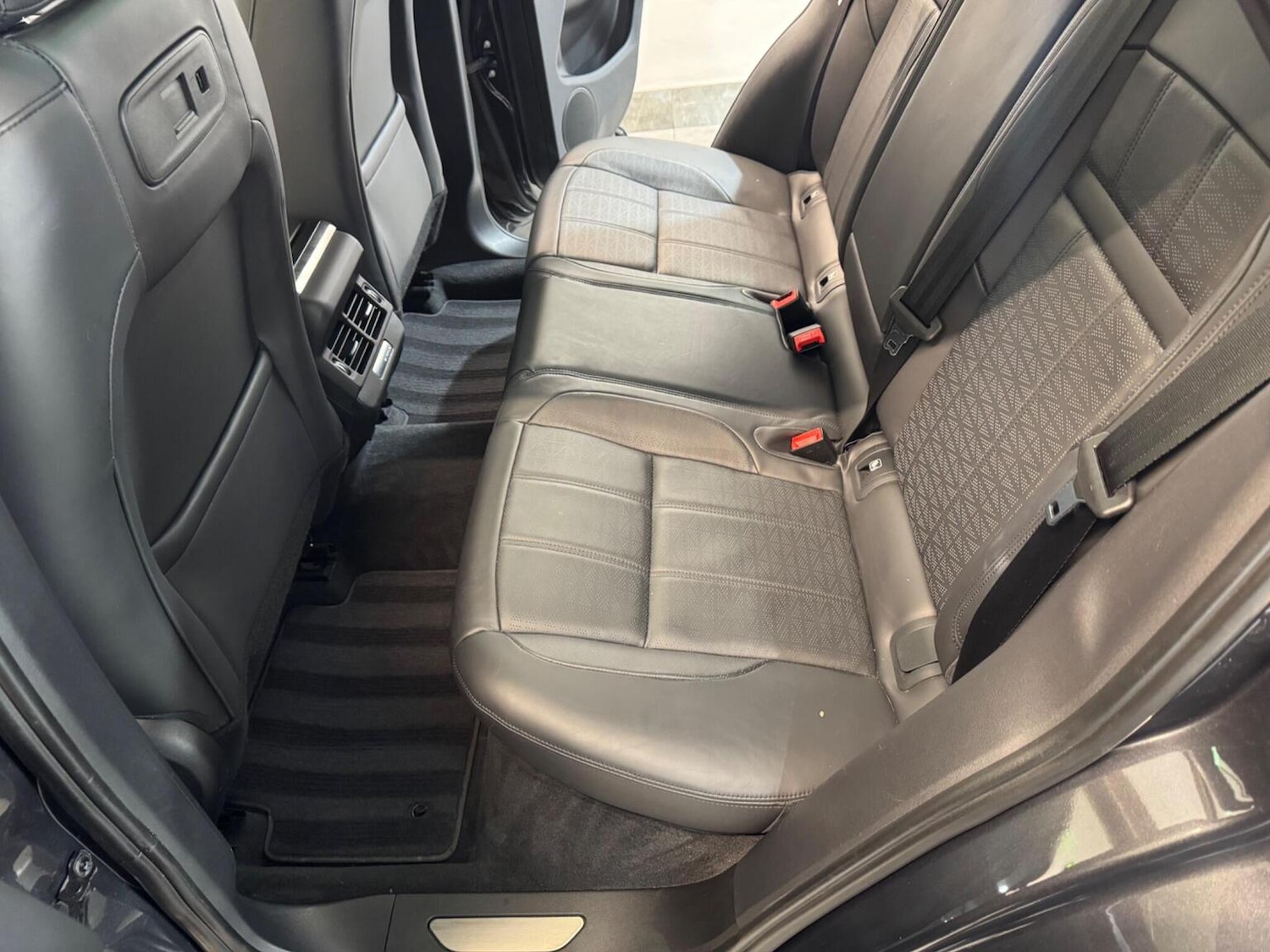 Used Land Rover Range Rover Evoque 2019 for sale - 78162178: Photo 74