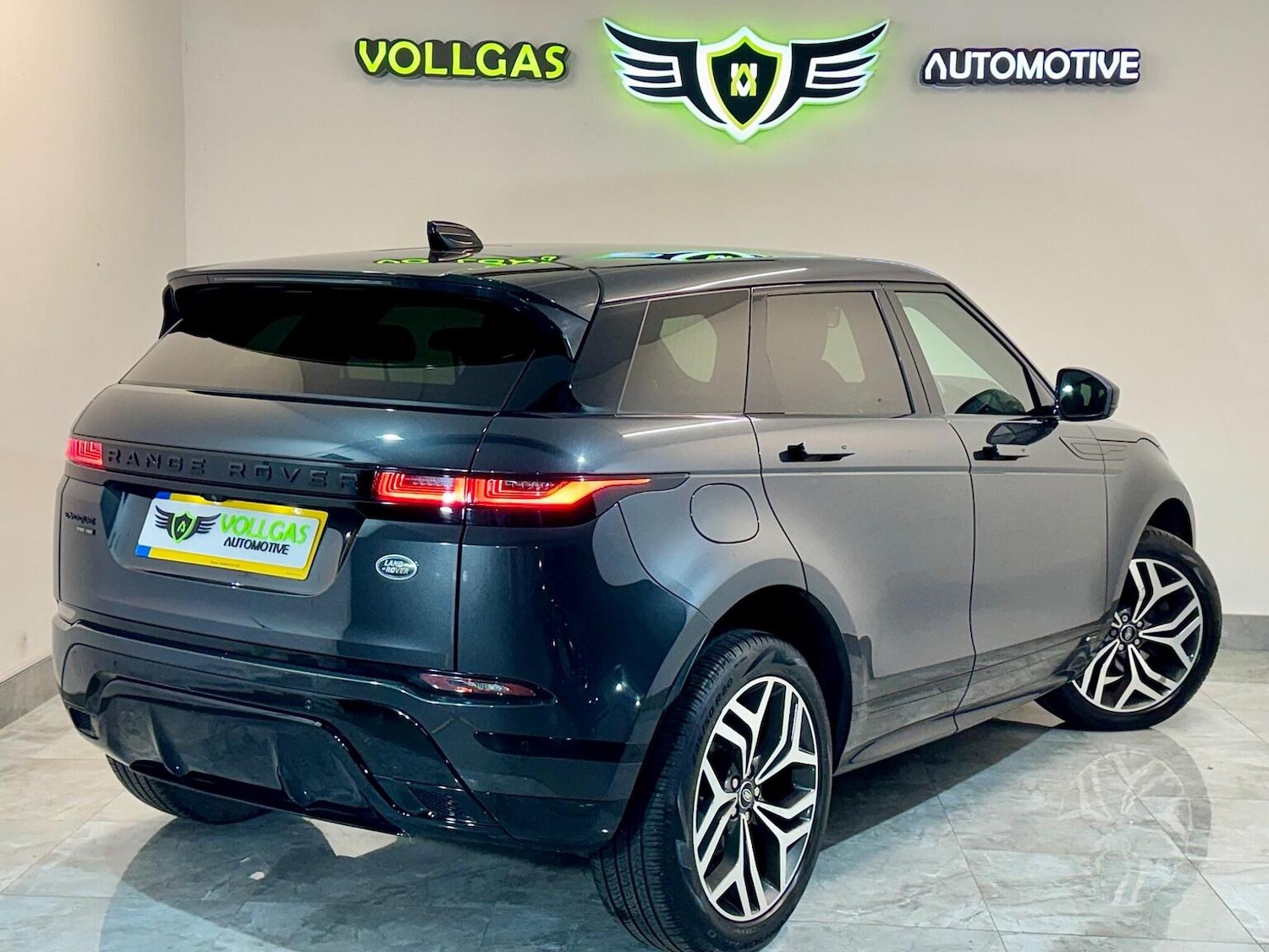 Used Land Rover Range Rover Evoque 2019 for sale - 78162178: Photo 87