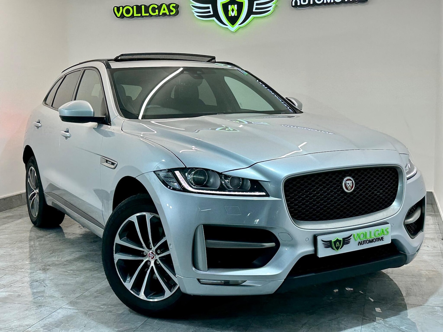 Used Jaguar F-Pace for sale - 76727528: Photo 13