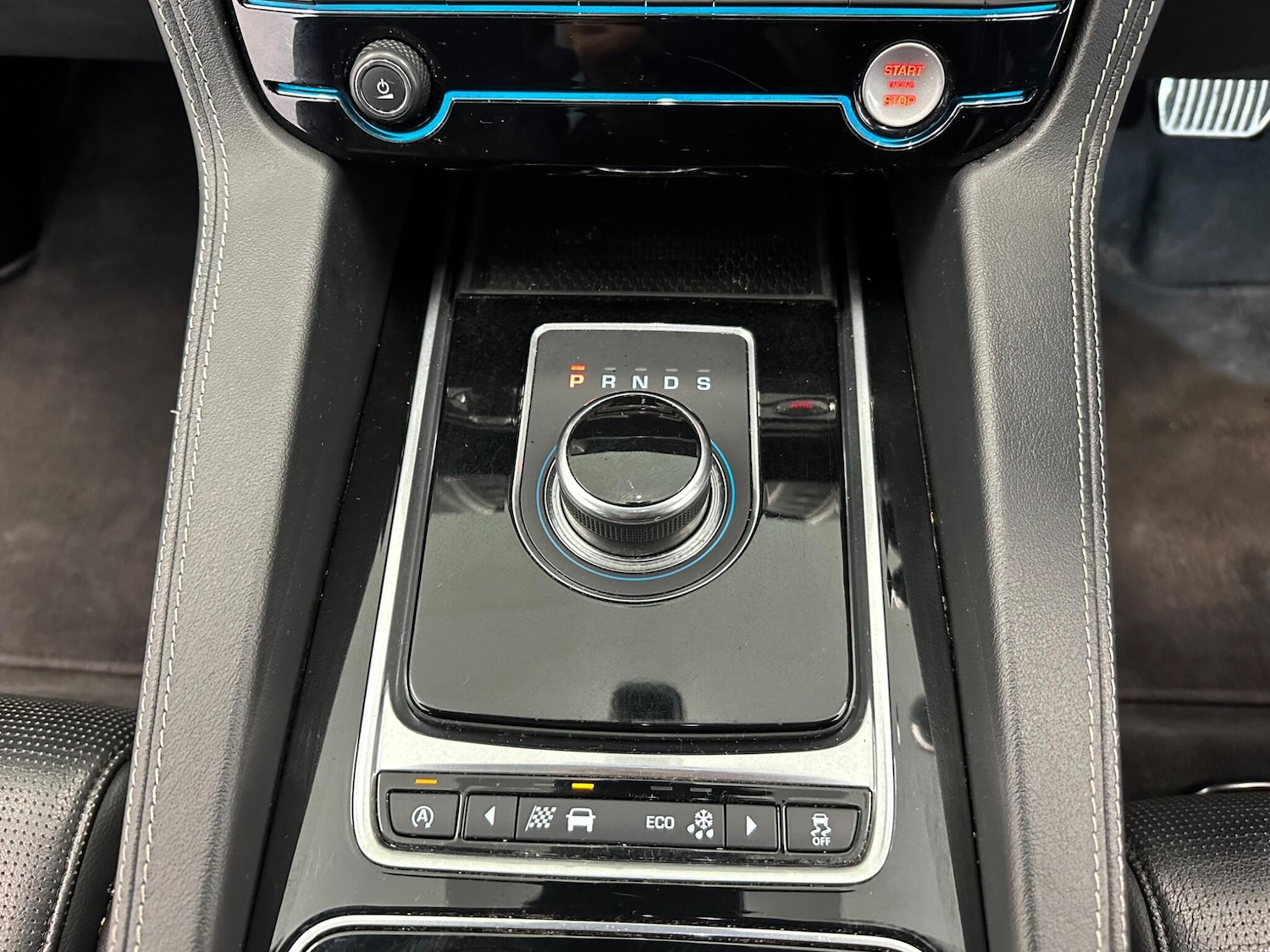 Used Jaguar F-Pace for sale - 76727528: Photo 31