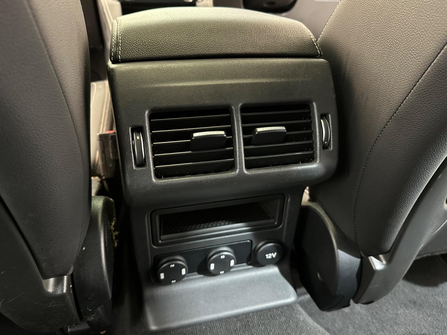 Used Jaguar F-Pace for sale - 76727528: Photo 42