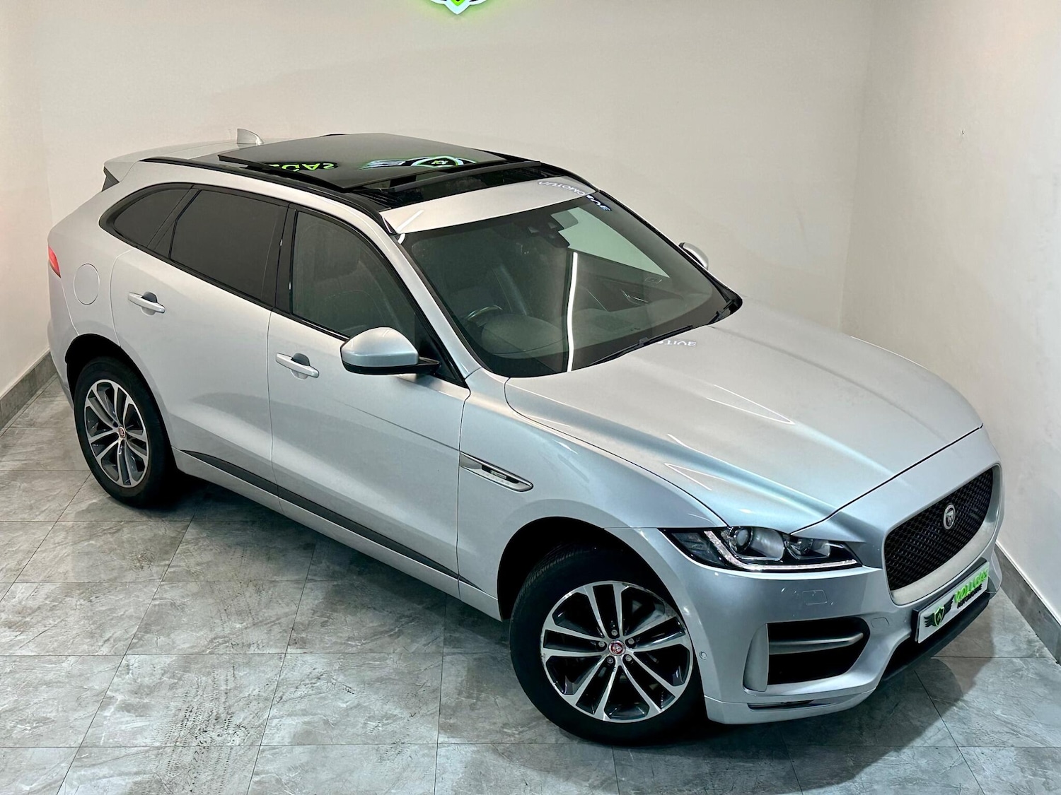 Used Jaguar F-Pace for sale - 76727528: Photo 50