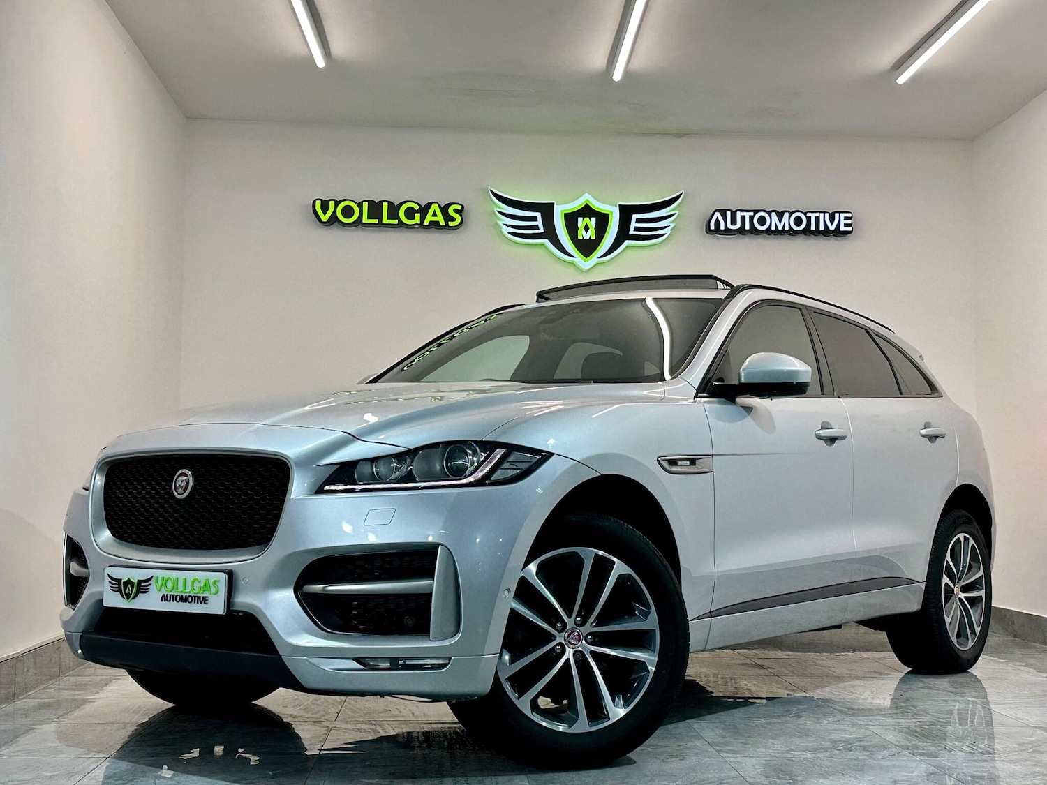 Used Jaguar F-Pace for sale - 76727528: Photo 8