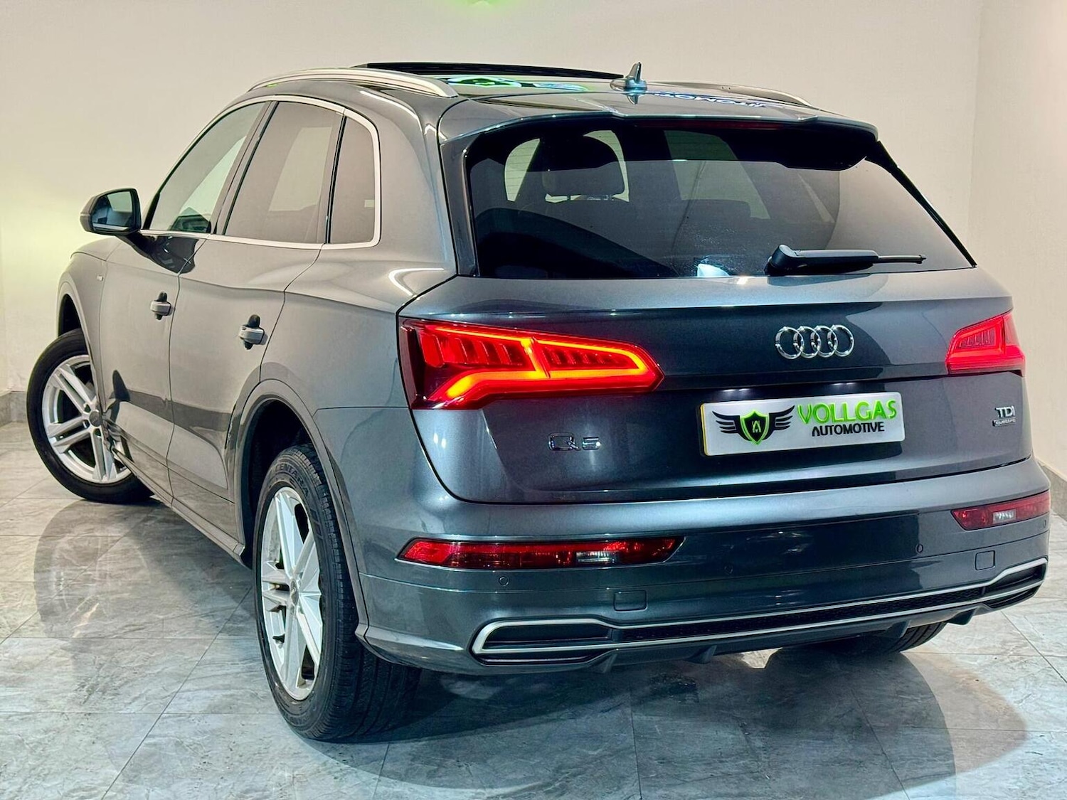 Used Audi Q5 2017 for sale - 77474818: Photo 16