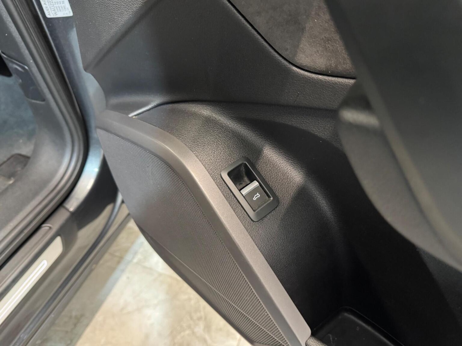 Used Audi Q5 2017 for sale - 77474818: Photo 32