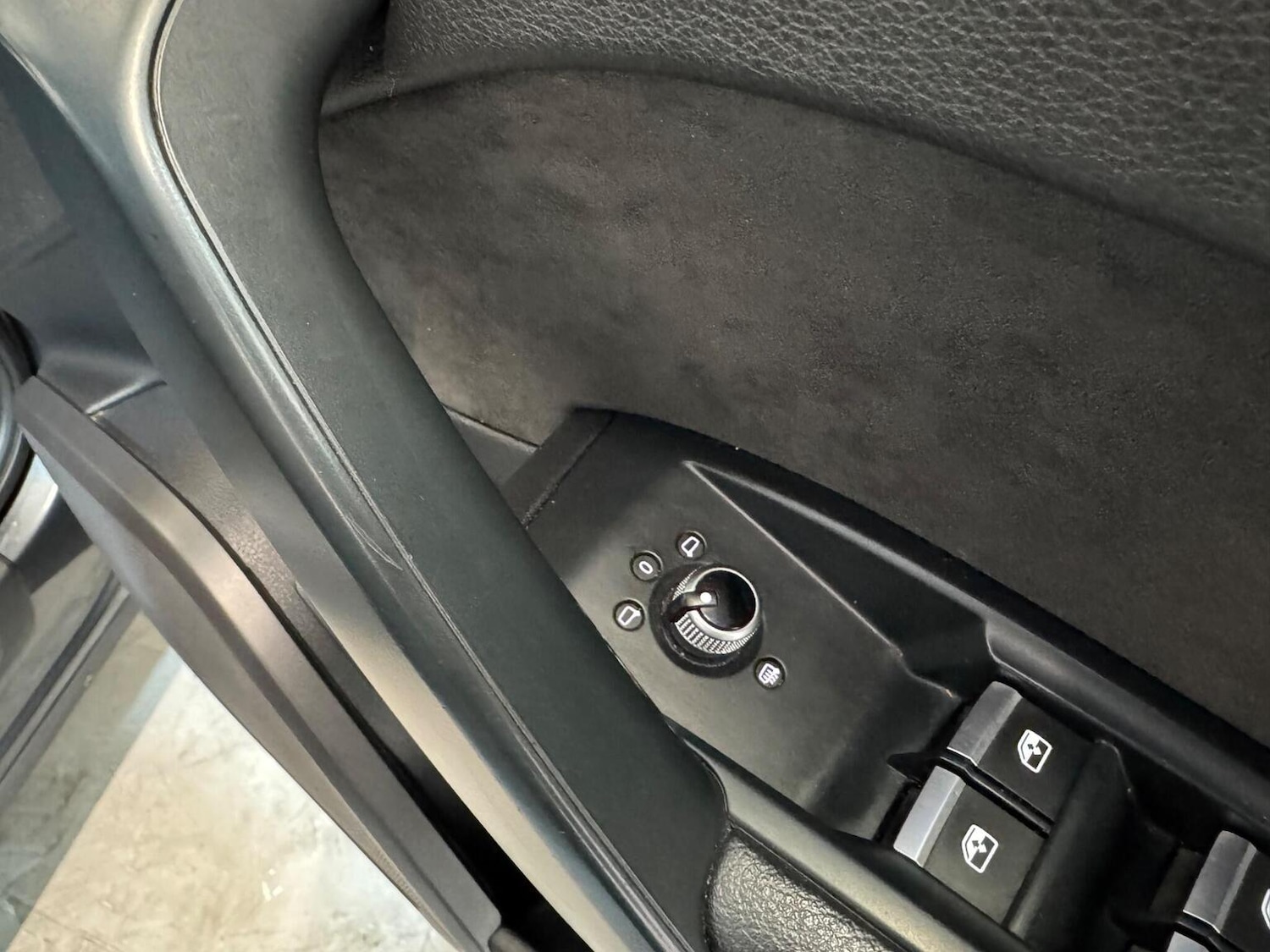 Used Audi Q5 2017 for sale - 77474818: Photo 33