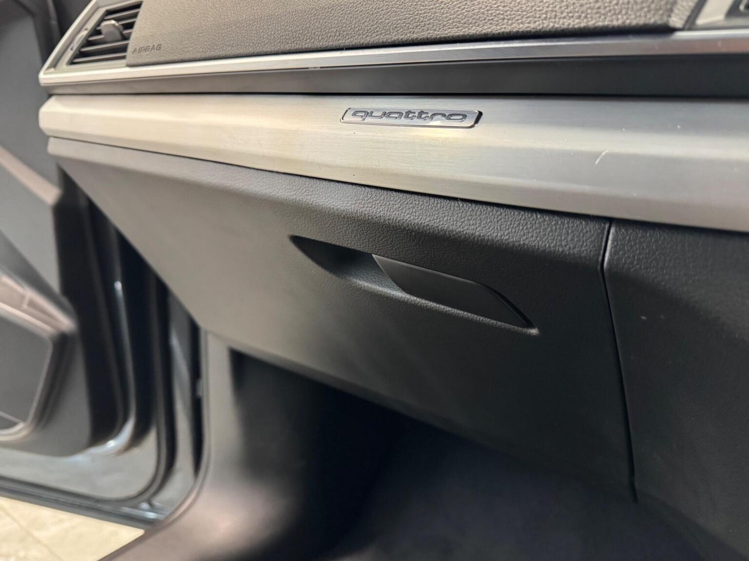 Used Audi Q5 2017 for sale - 77474818: Photo 35