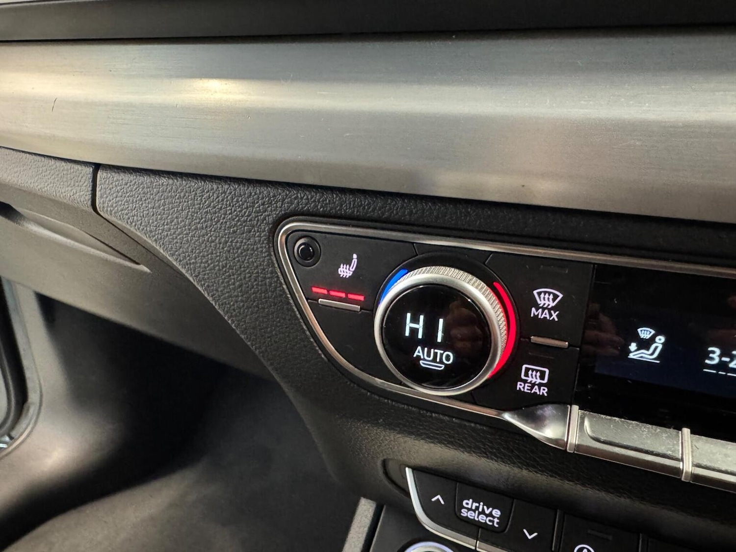 Used Audi Q5 2017 for sale - 77474818: Photo 43