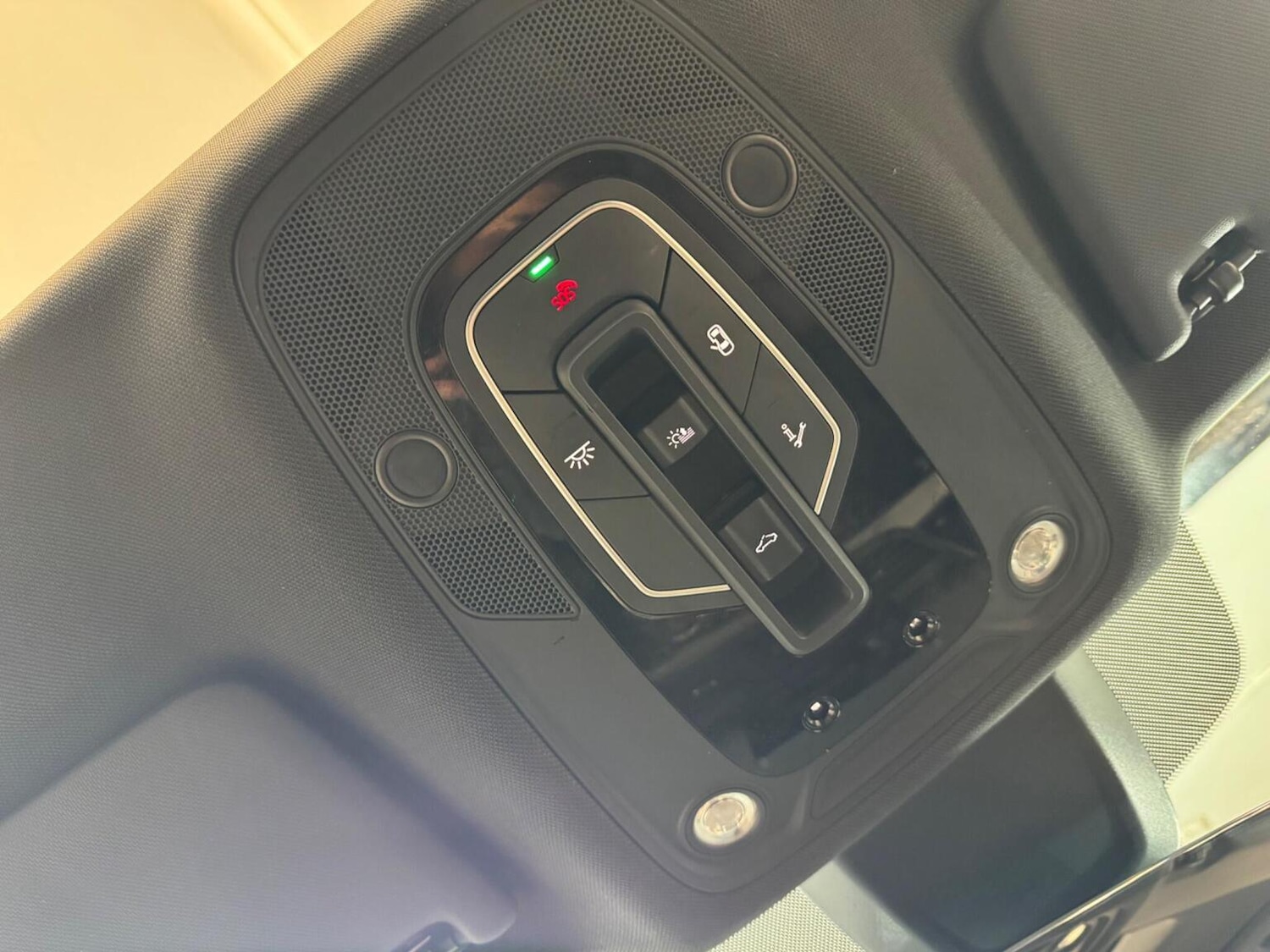 Used Audi Q5 2017 for sale - 77474818: Photo 49