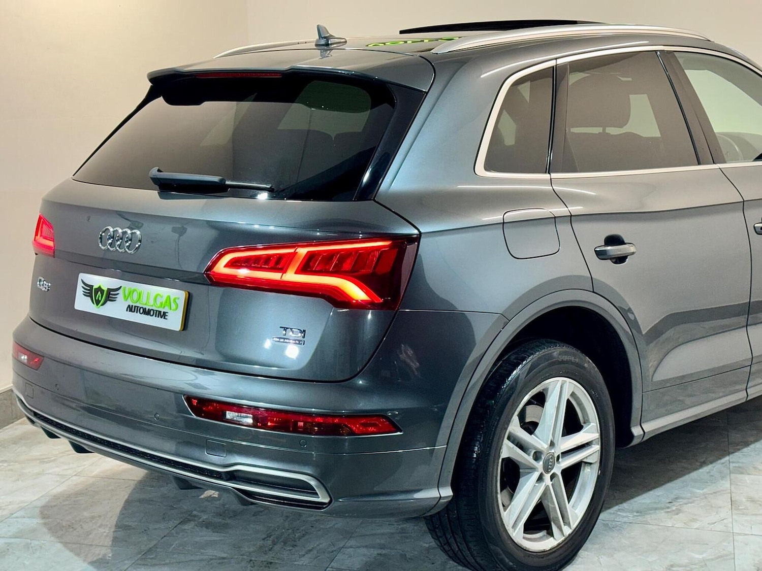 Used Audi Q5 2017 for sale - 77474818: Photo 71