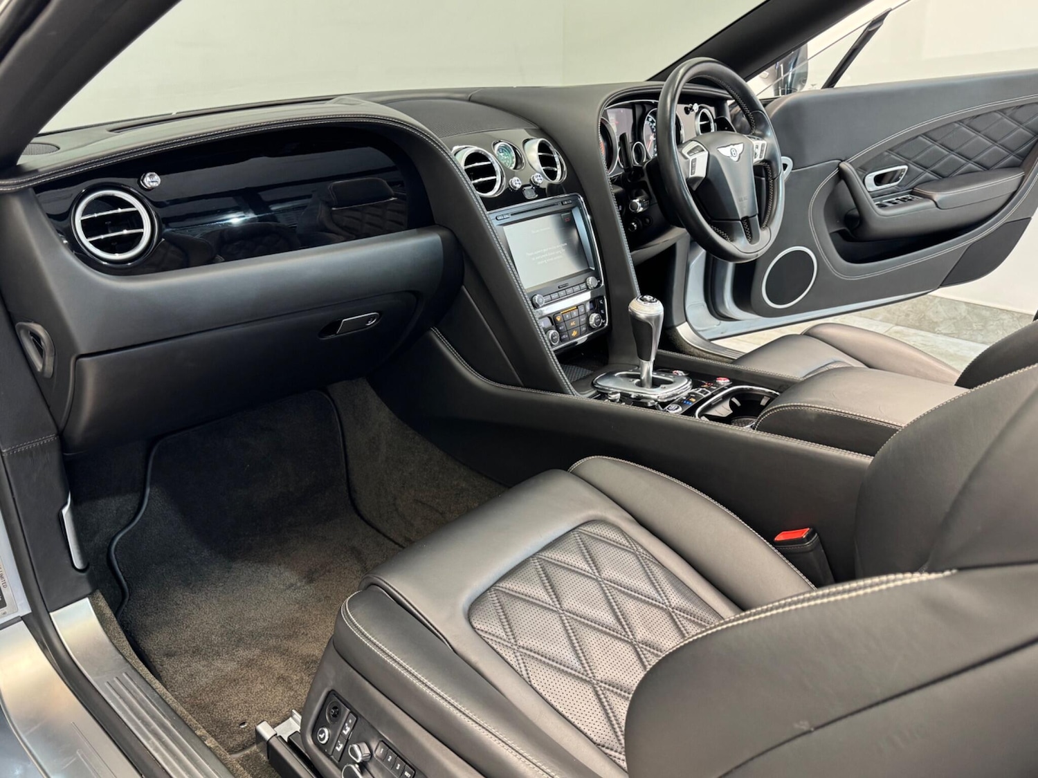 Used Bentley Continental 2015 for sale - 76370139: Photo 20