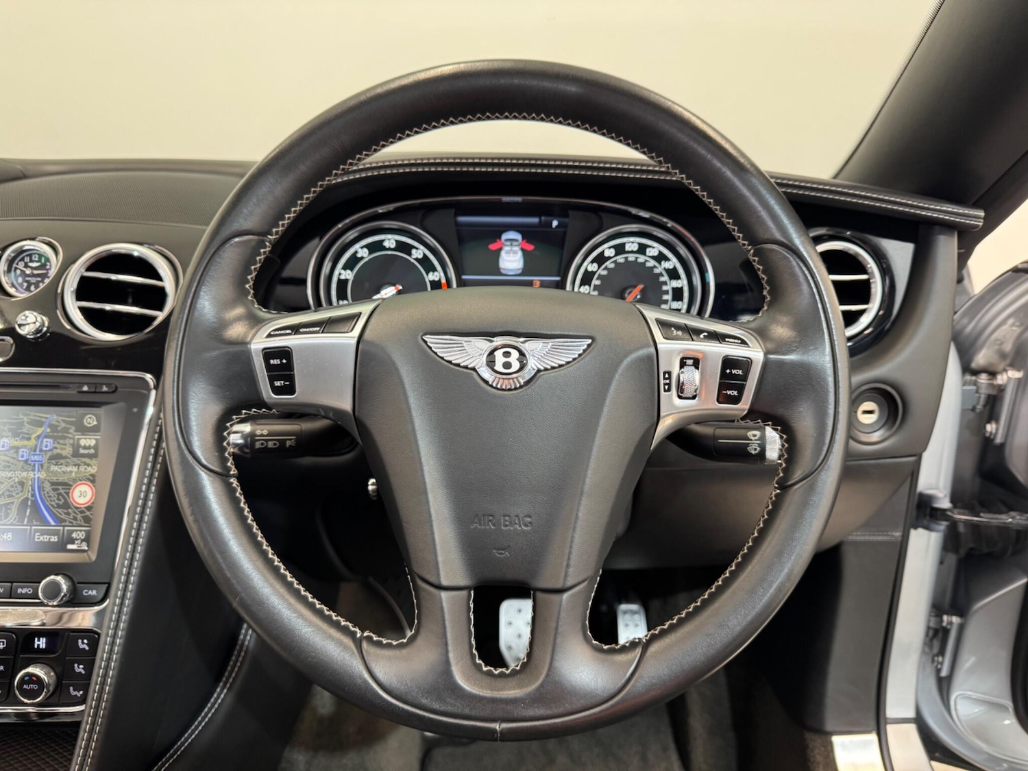 Used Bentley Continental 2015 for sale - 76370139: Photo 22