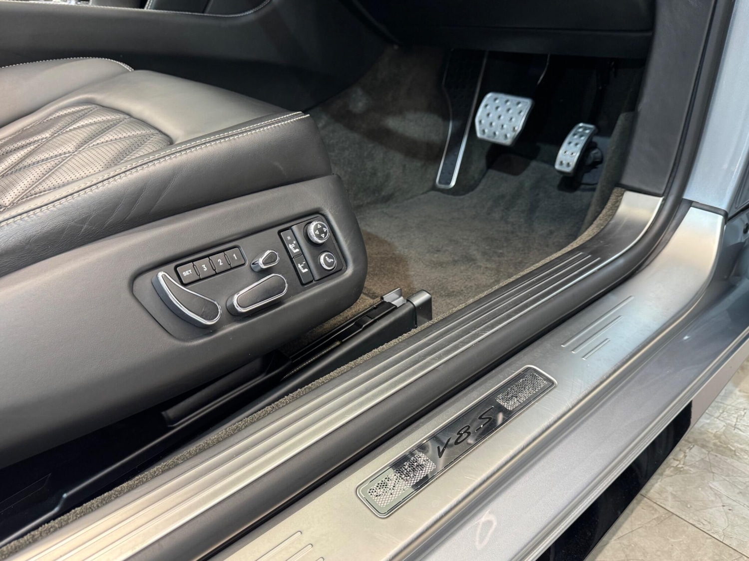 Used Bentley Continental 2015 for sale - 76370139: Photo 33