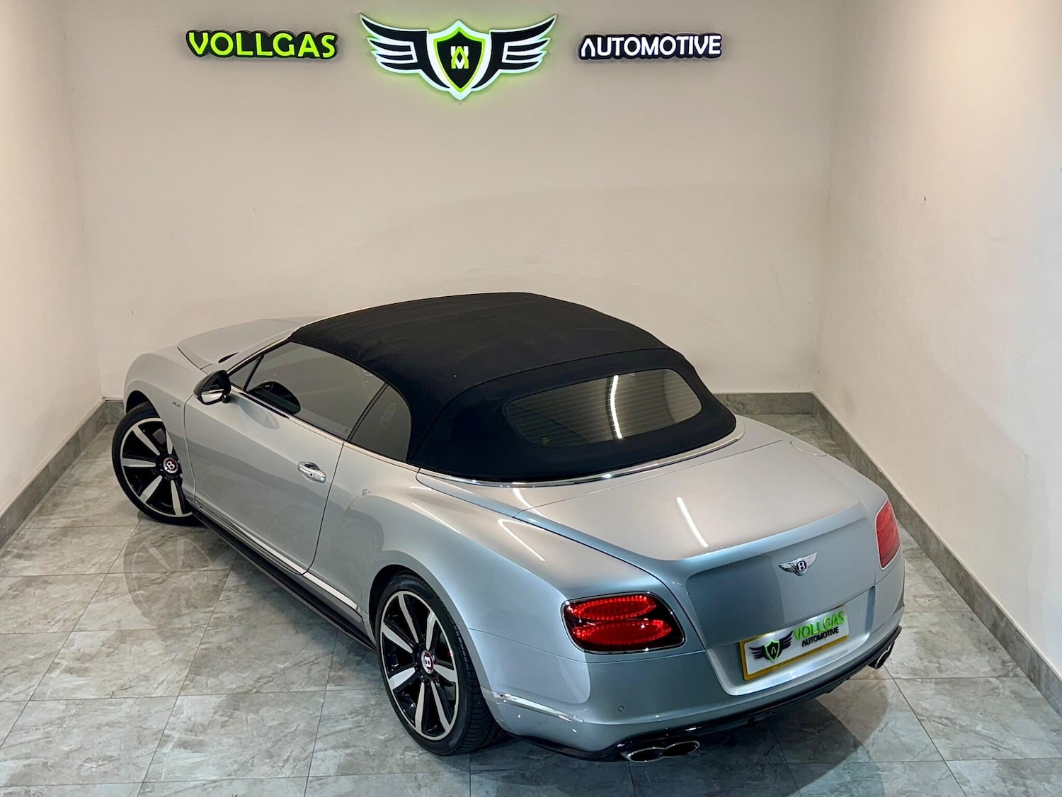 Used Bentley Continental 2015 for sale - 76370139: Photo 4