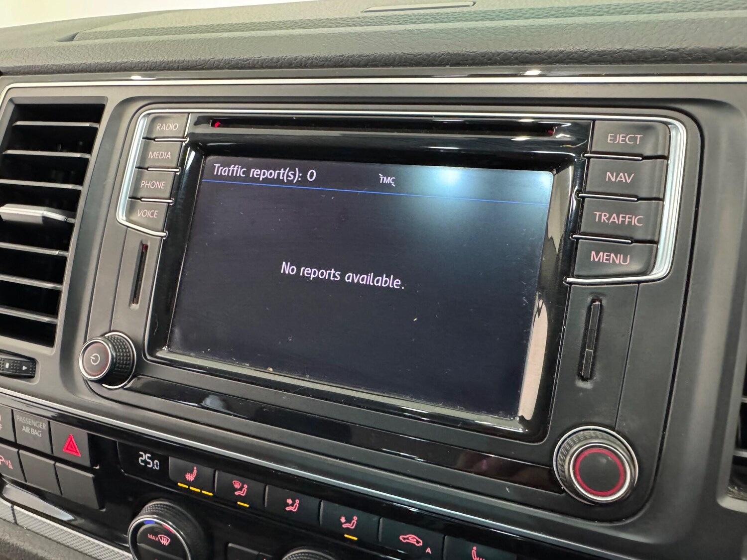 Used Volkswagen Caravelle 2016 for sale - 76592830: Photo 33