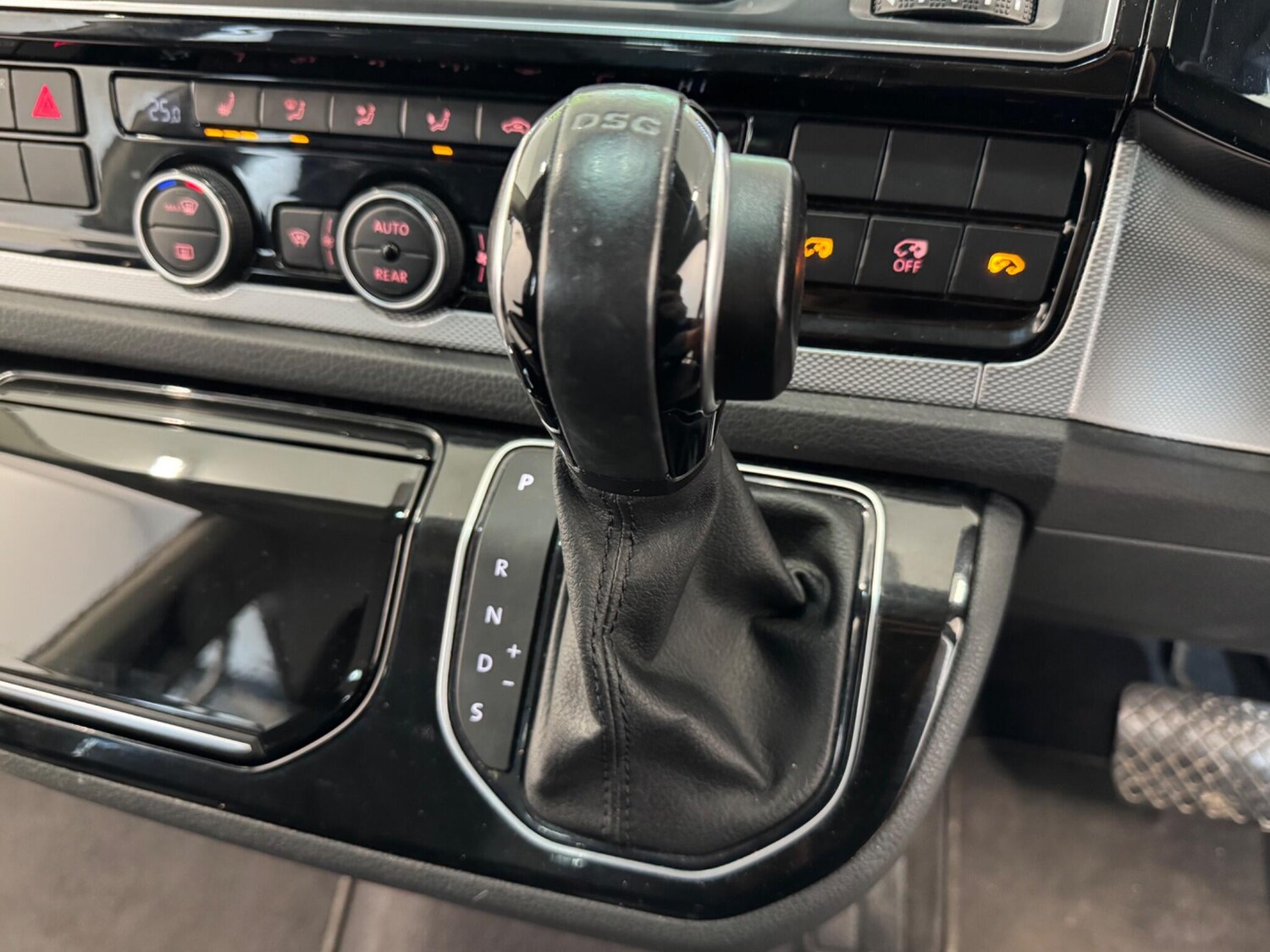 Used Volkswagen Caravelle 2016 for sale - 76592830: Photo 34