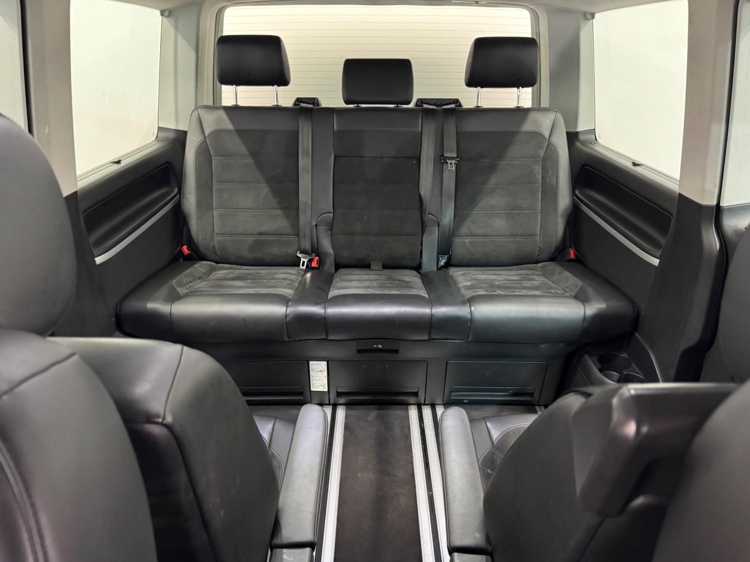 Used Volkswagen Caravelle 2016 for sale - 76592830: Photo 60