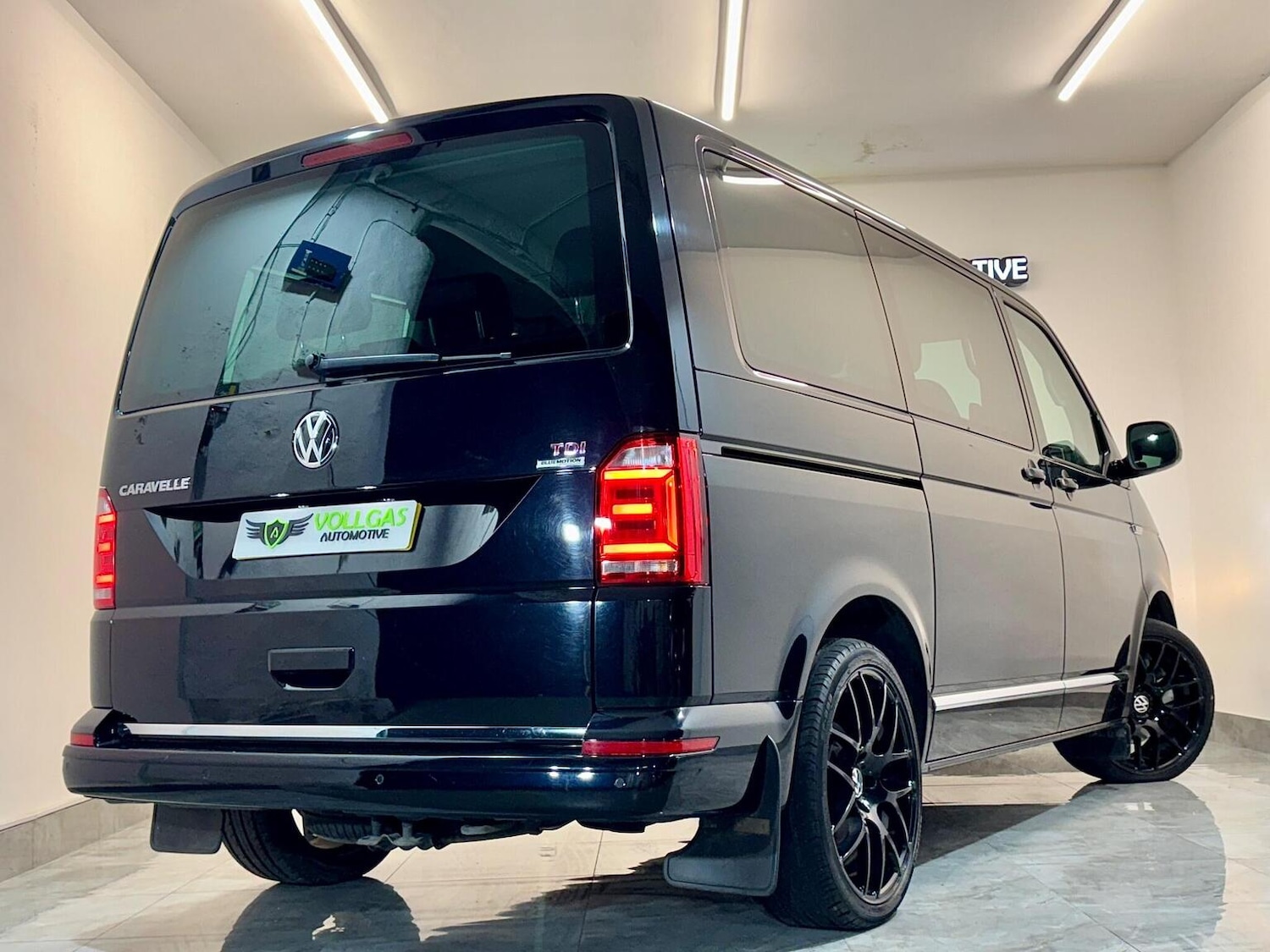 Used Volkswagen Caravelle 2016 for sale - 77063505: Photo 10