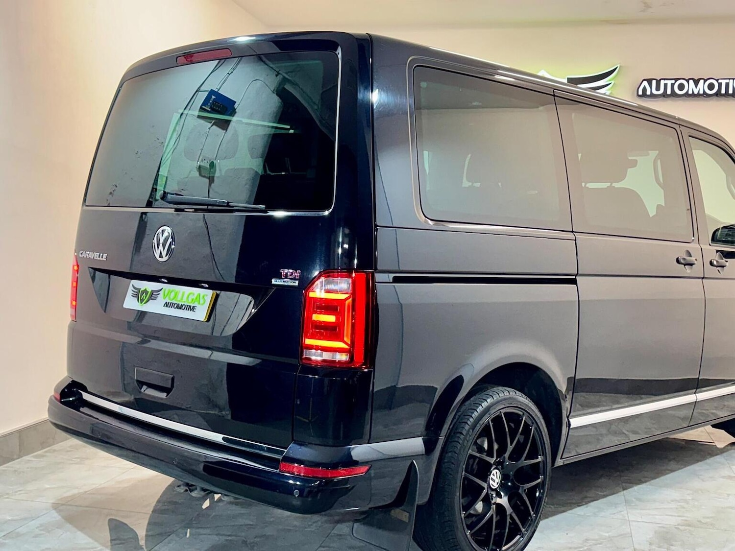 Used Volkswagen Caravelle 2016 for sale - 77063505: Photo 92