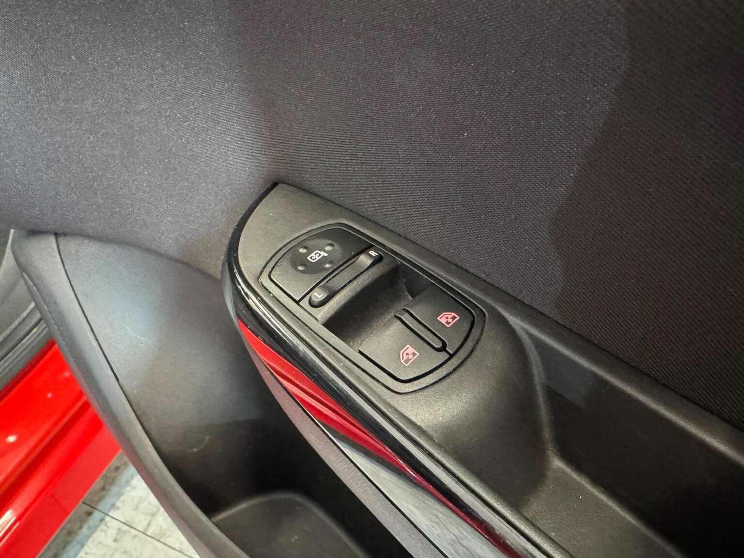 Used Vauxhall Corsa 2017 for sale - 77528307: Photo 27