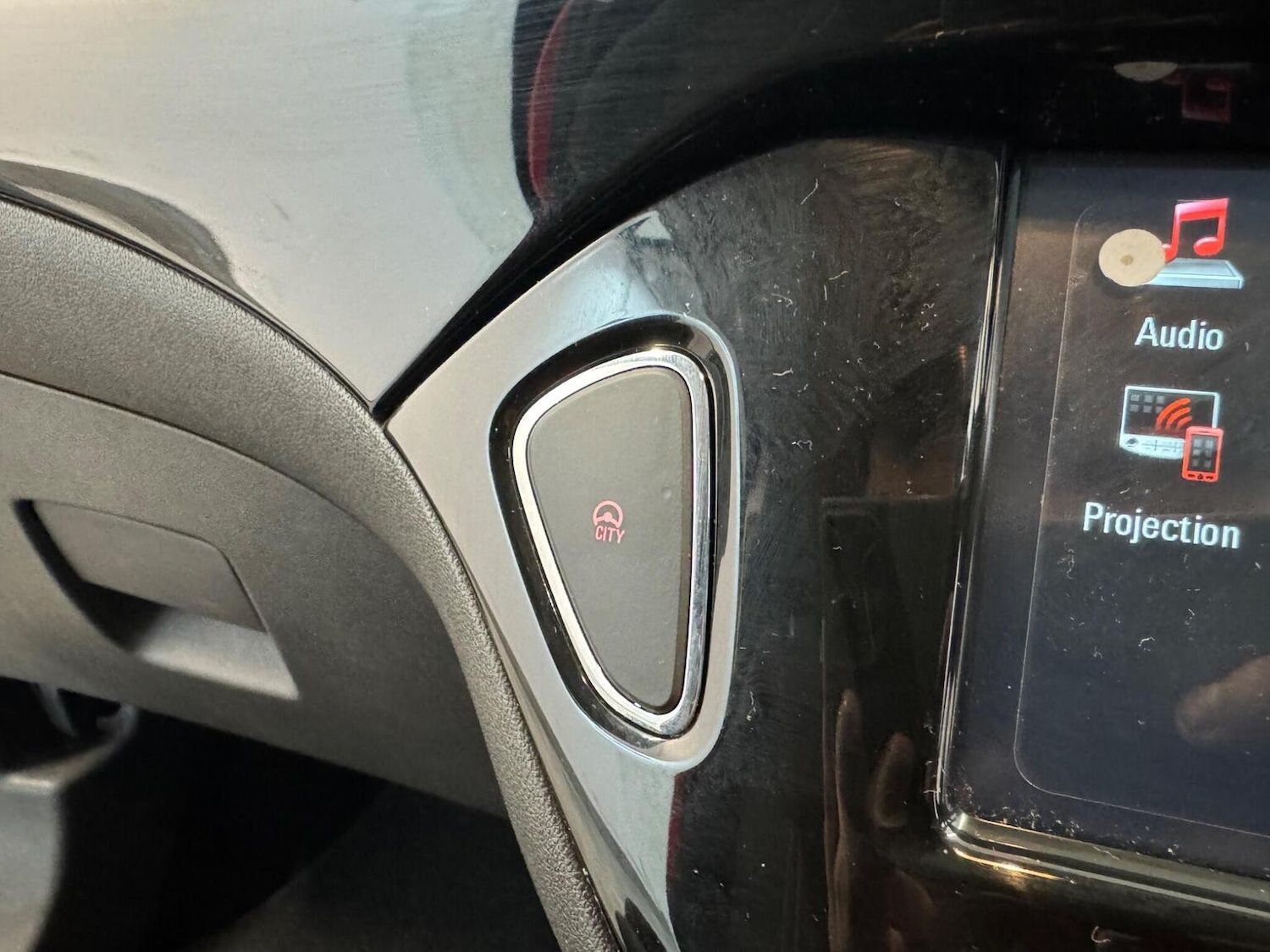 Used Vauxhall Corsa 2017 for sale - 77528307: Photo 40