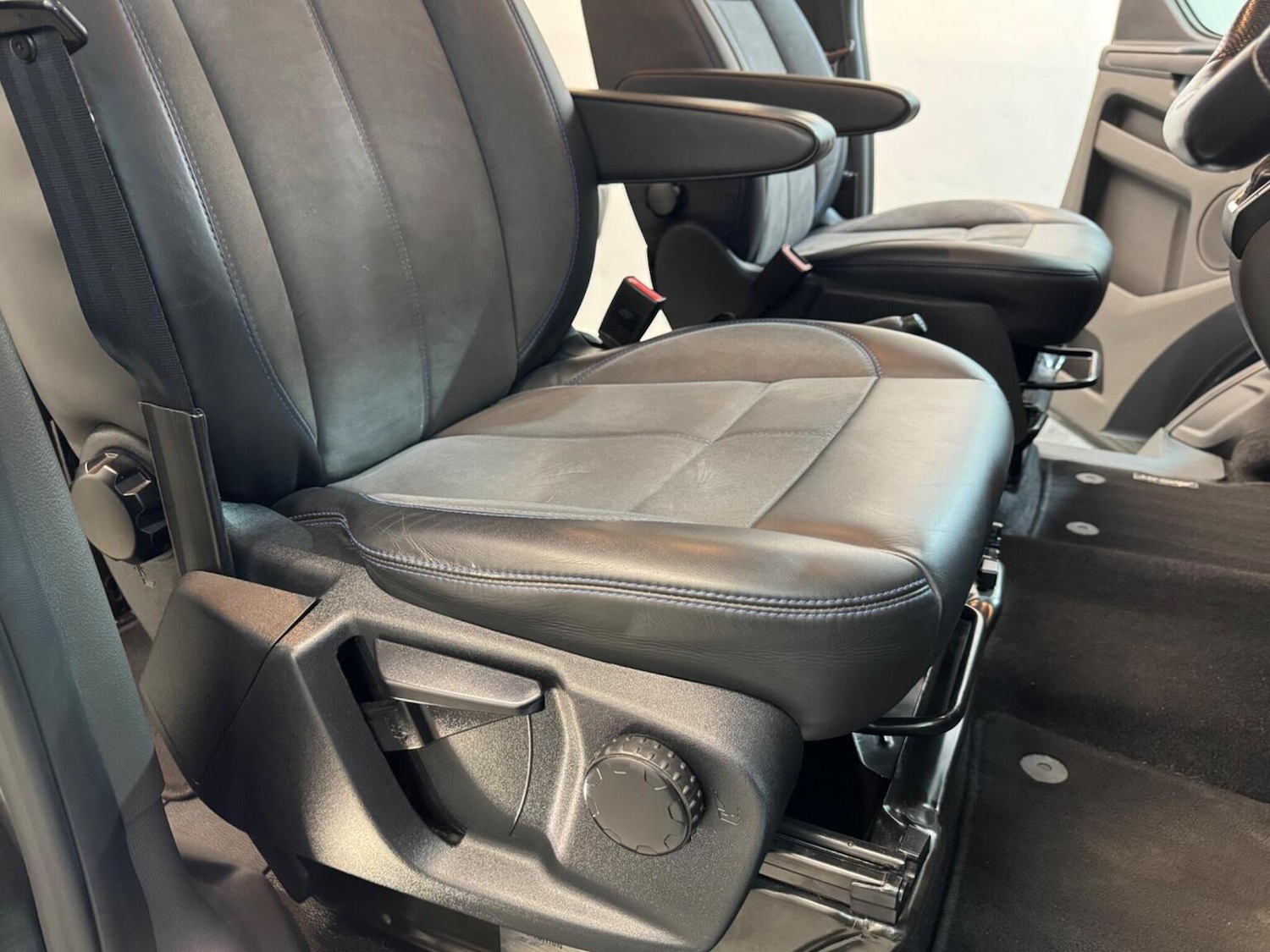 Used Ford Transit Custom 2021 for sale - 77063501: Photo 32