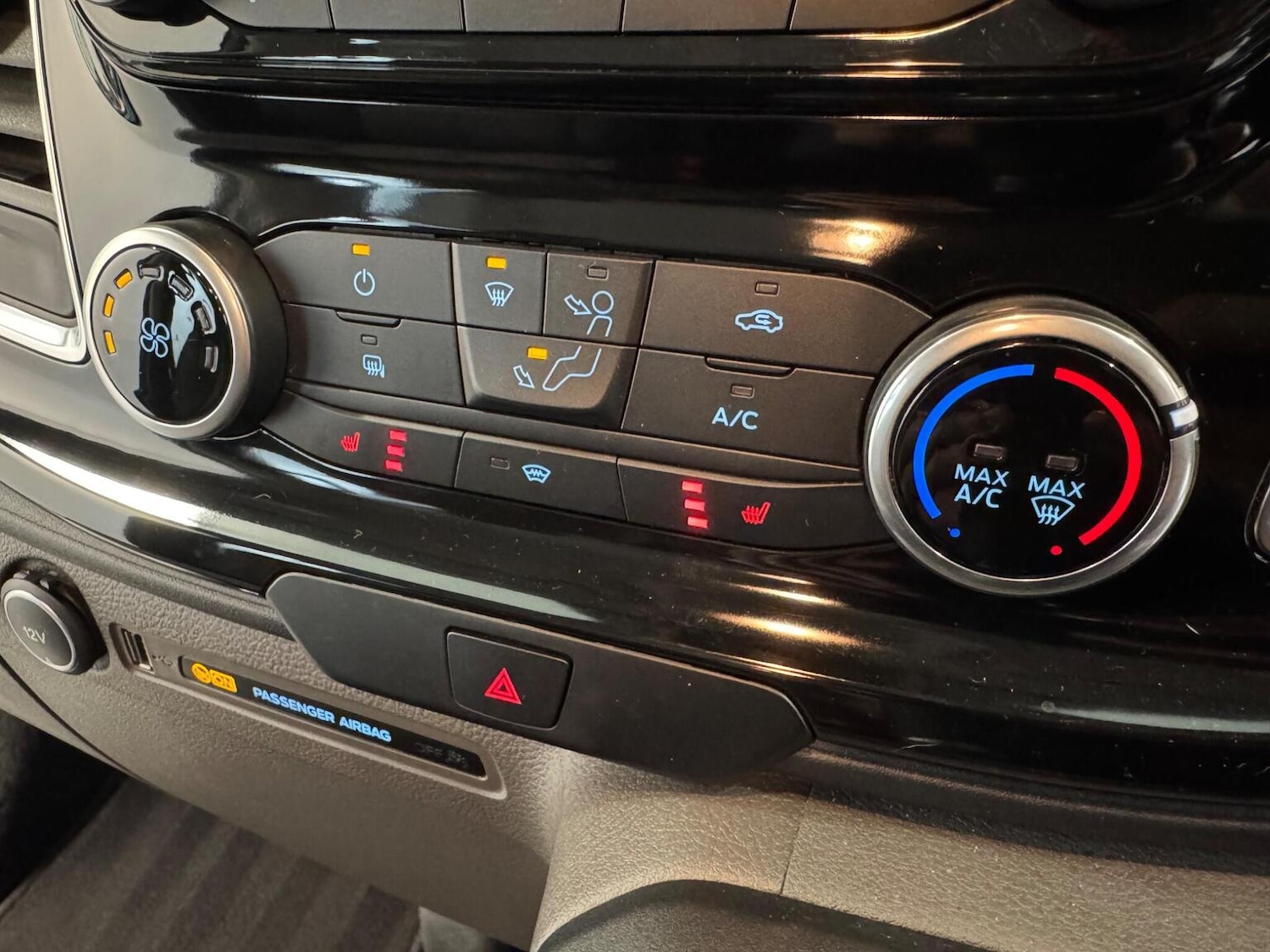 Used Ford Transit Custom 2021 for sale - 77063501: Photo 42