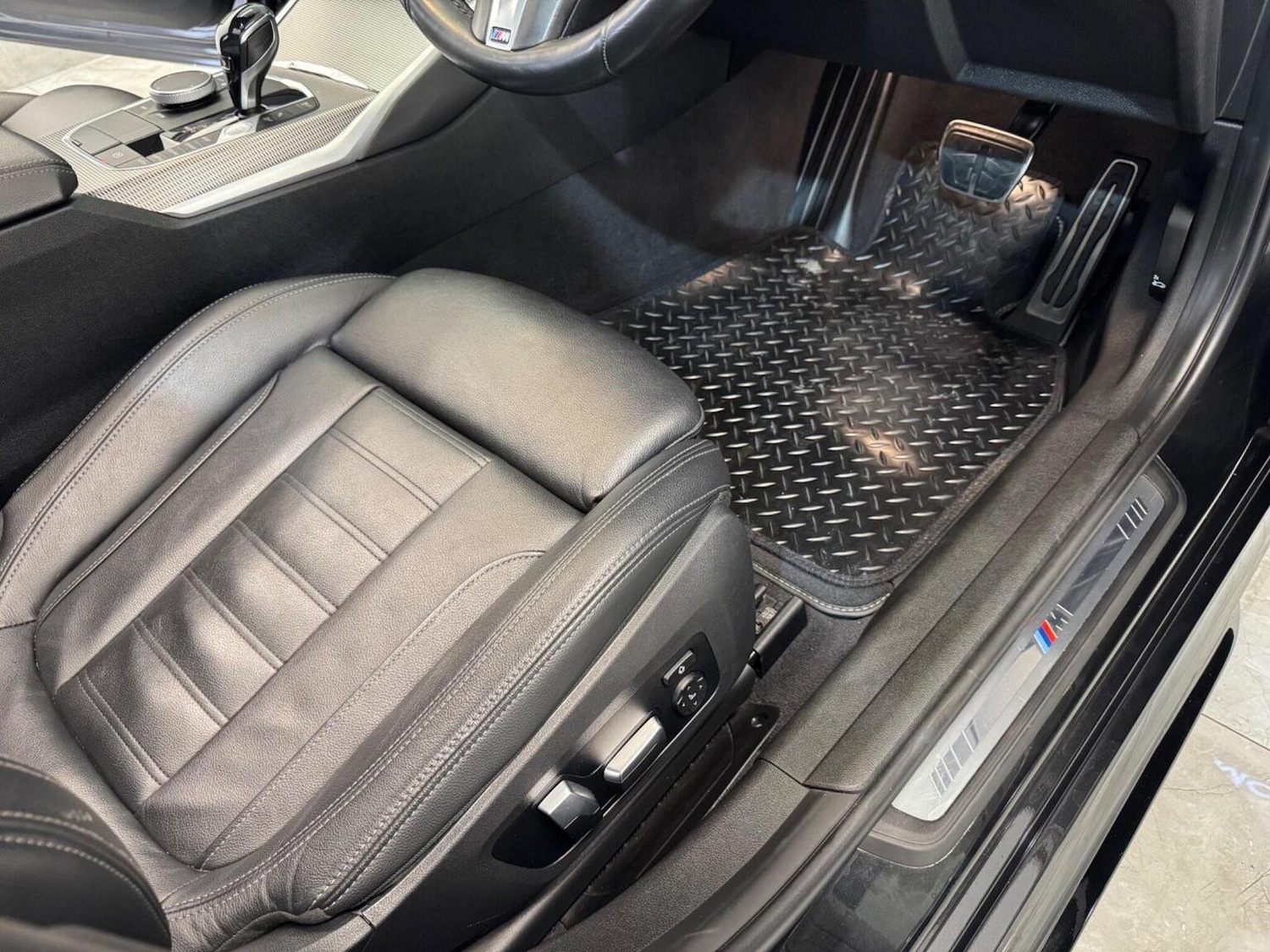 Used BMW 3 Series 2019 for sale - 77063504: Photo 30